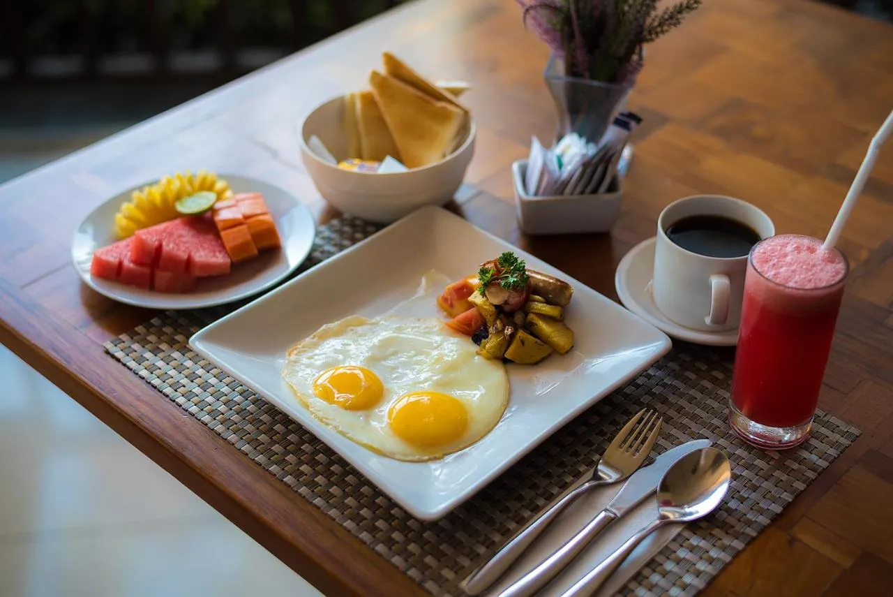 Breakfast in Padmasari Resort Lovina