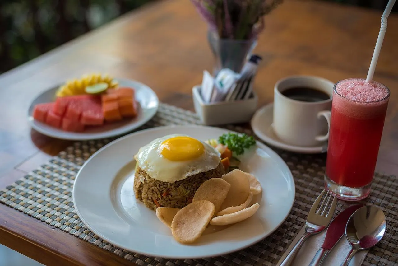 Breakfast in Padmasari Resort Lovina