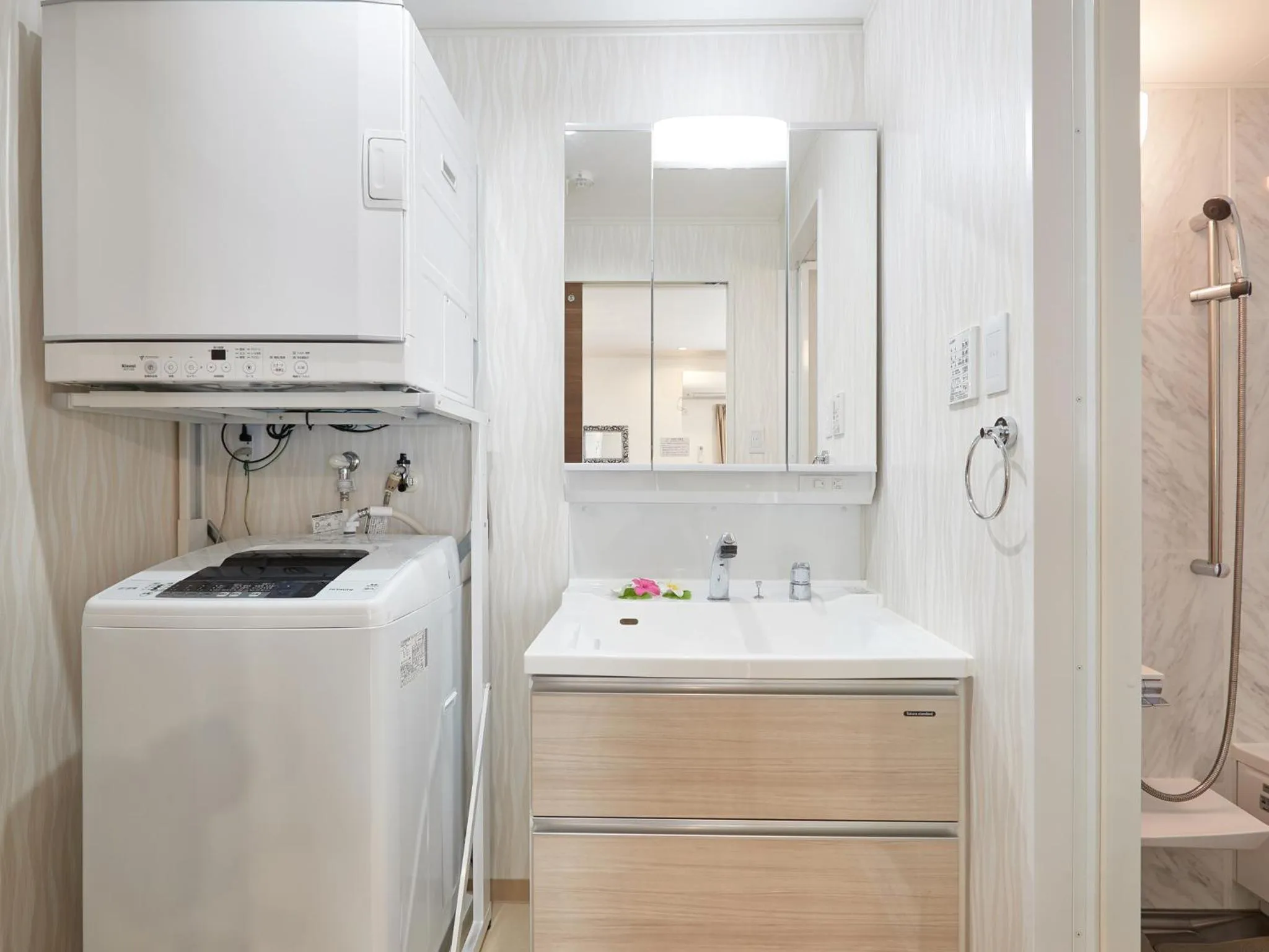 Bathroom in The Pool Resort Villa Hasta Manana