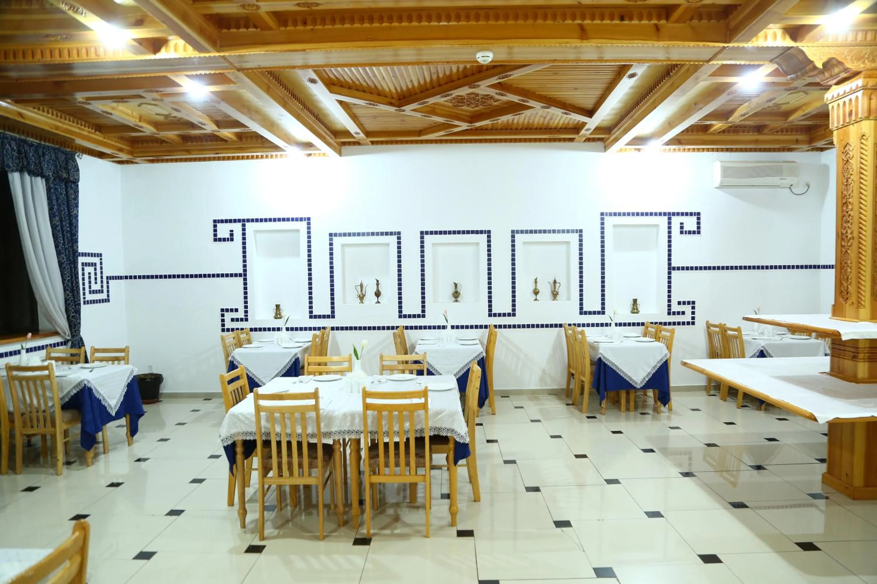 Restaurant/places to eat in Malika Prime Hotel