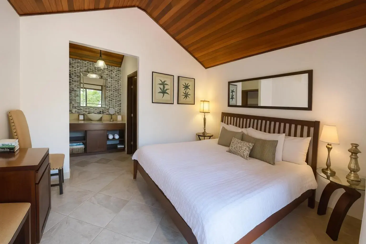 Superior King Room in Marbucks Bed & Breakfast Superior King Room in Marbucks Bed & Breakfast