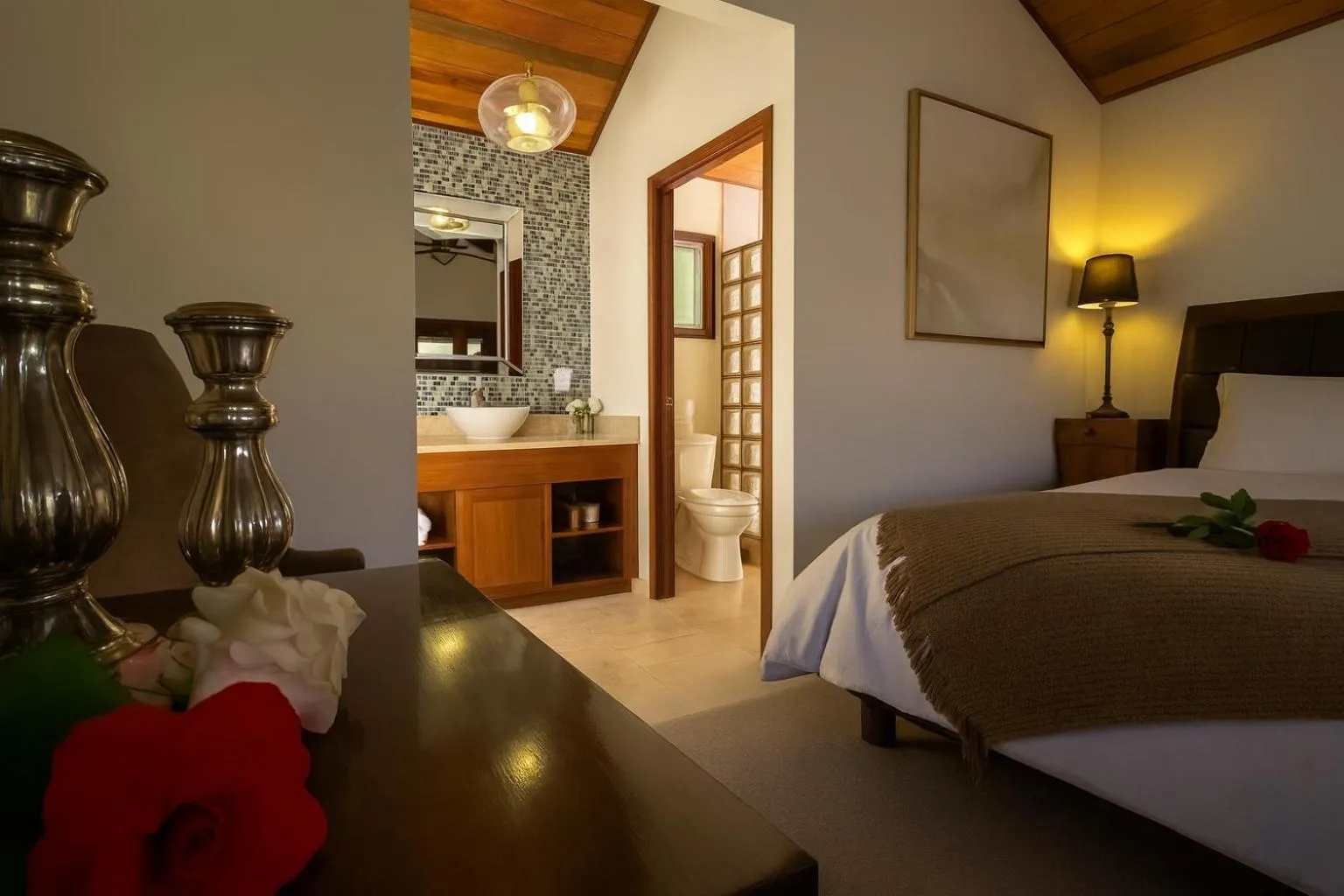 Bedroom, Bed in Marbucks Bed & Breakfast