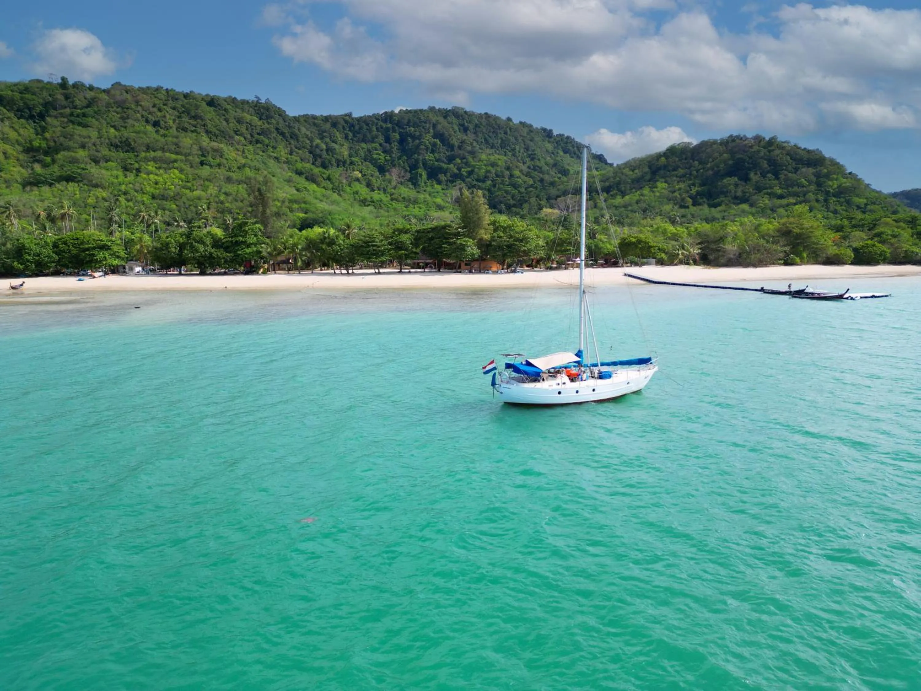 Cruiser Island By Swiss-Belhotel