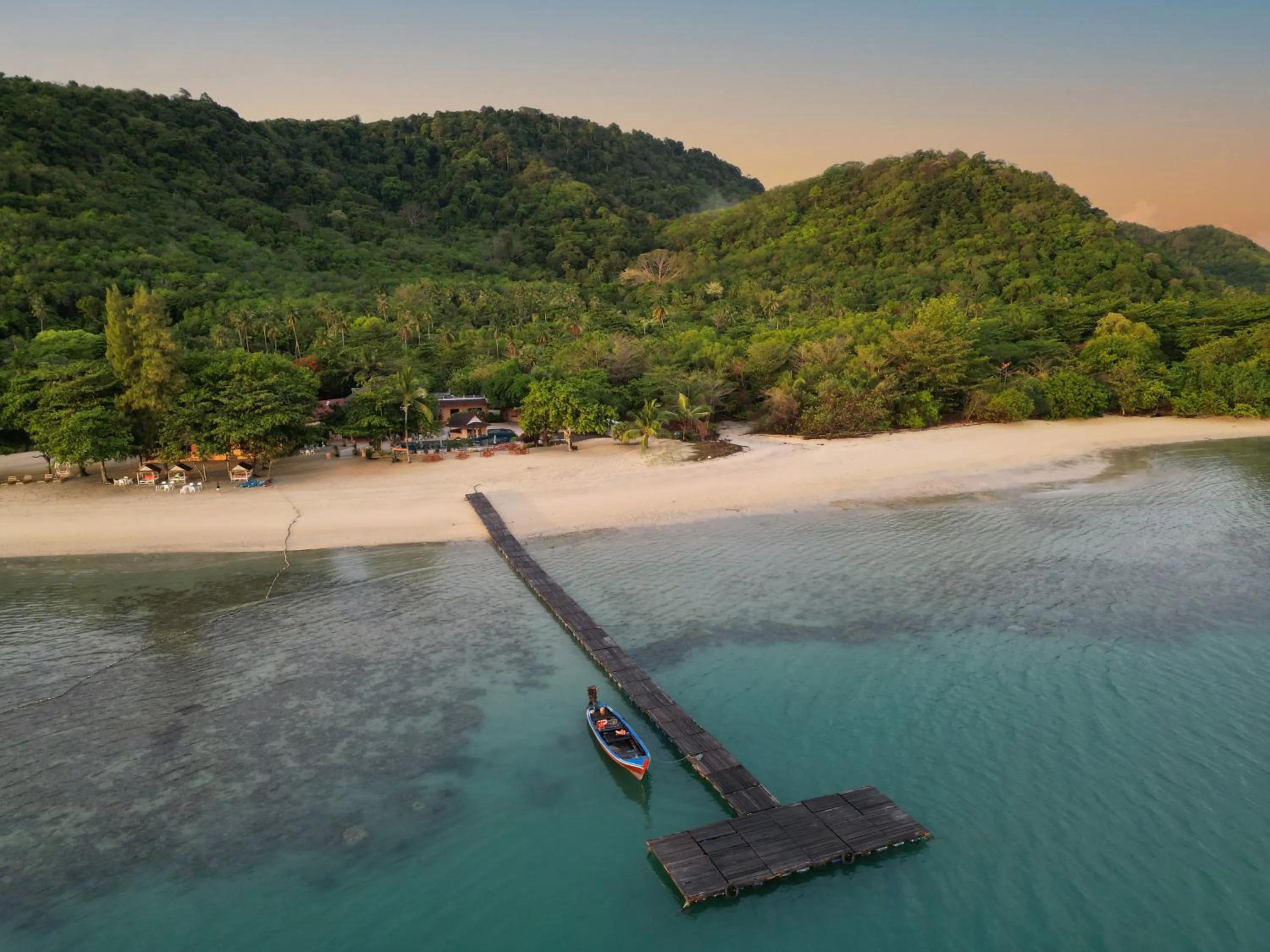 Sea view in Cruiser Island By Swiss-Belhotel
