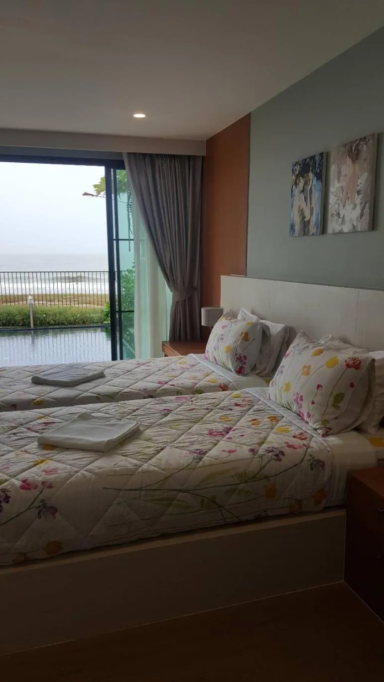 Bedroom, Bed in La Playa Beach Front Pool Villa Cha-am,Huahin