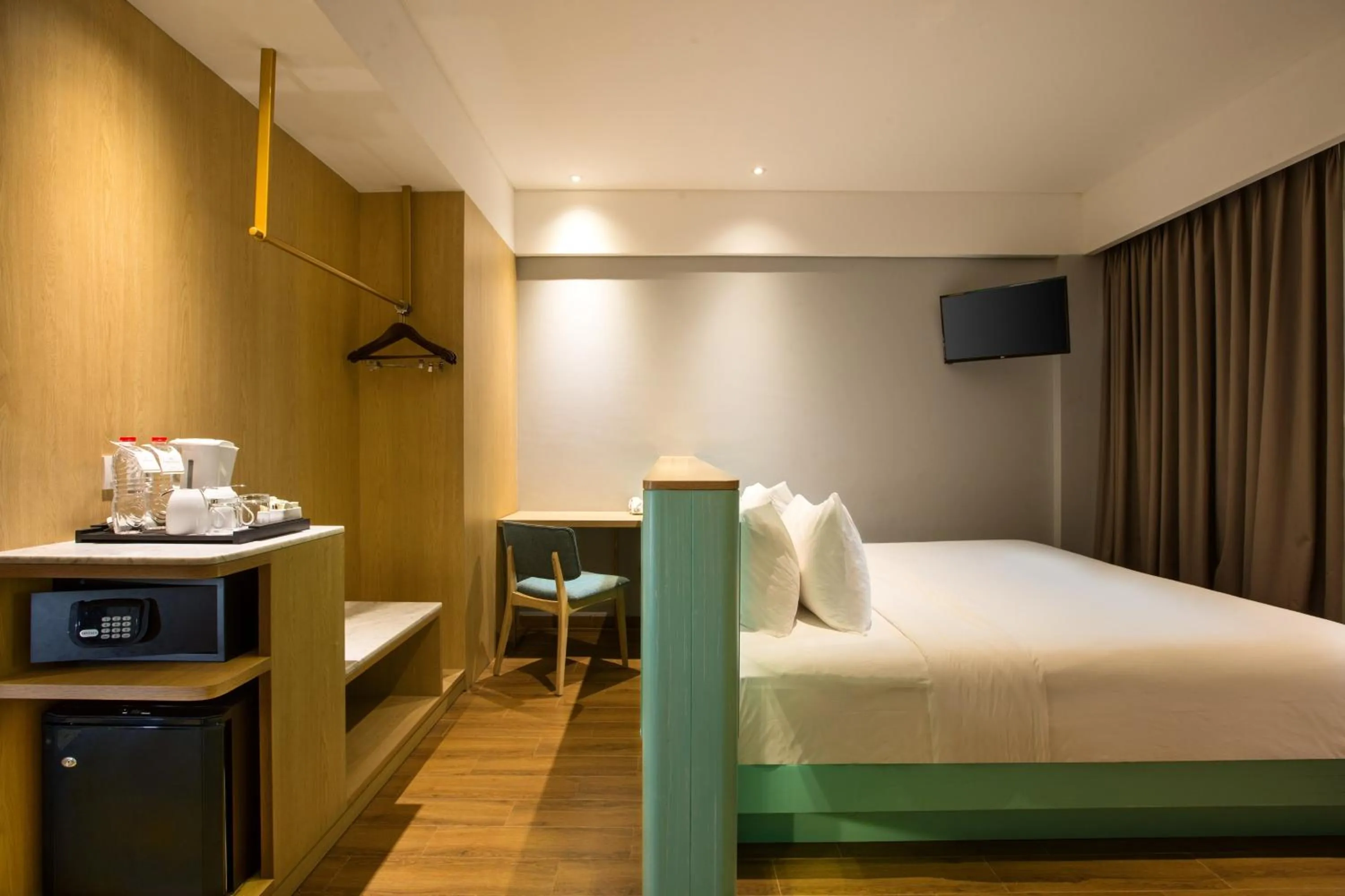 Bedroom, Bed in Hotel Santika Premiere Garut