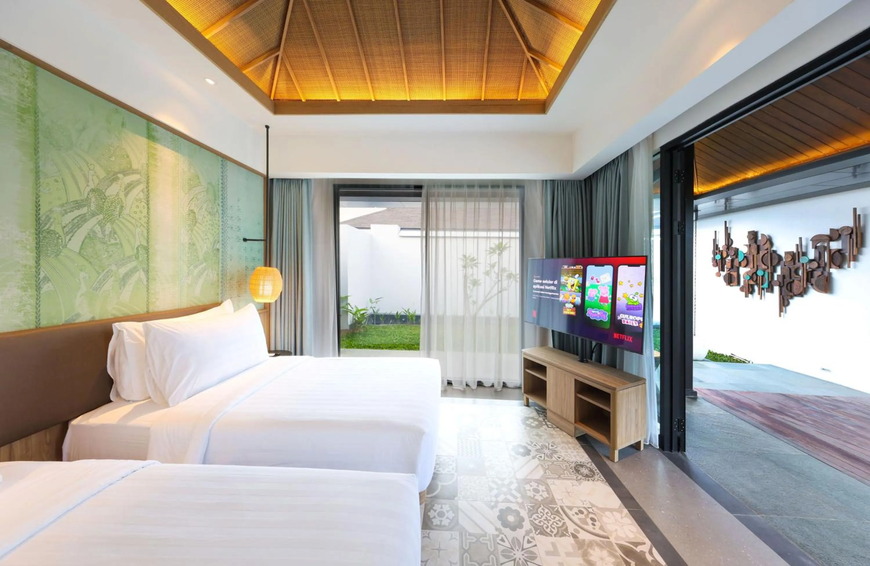 Bedroom, Bed in Hotel Santika Premiere Garut