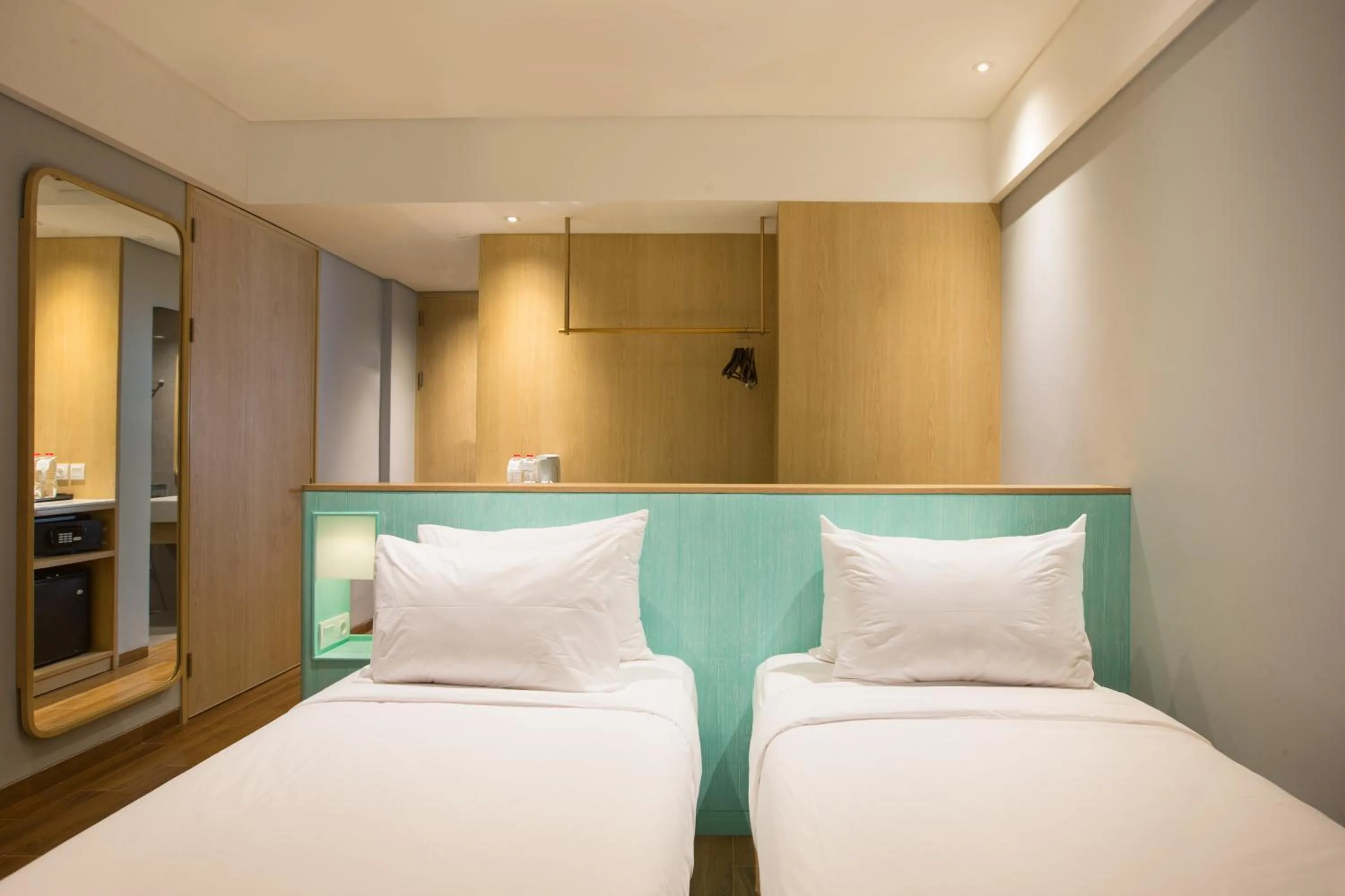Bedroom, Bed in Hotel Santika Premiere Garut