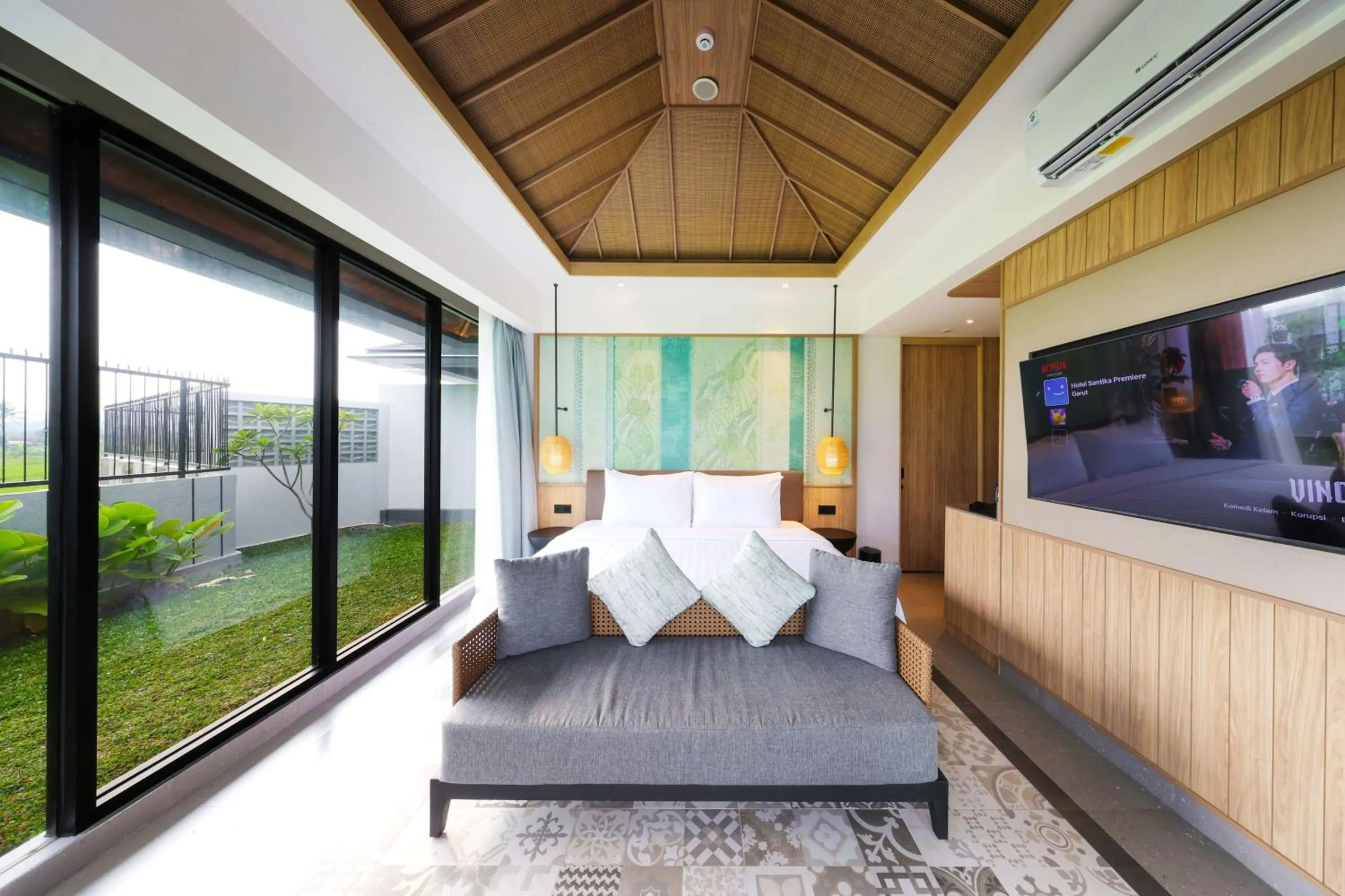 Bedroom in Hotel Santika Premiere Garut