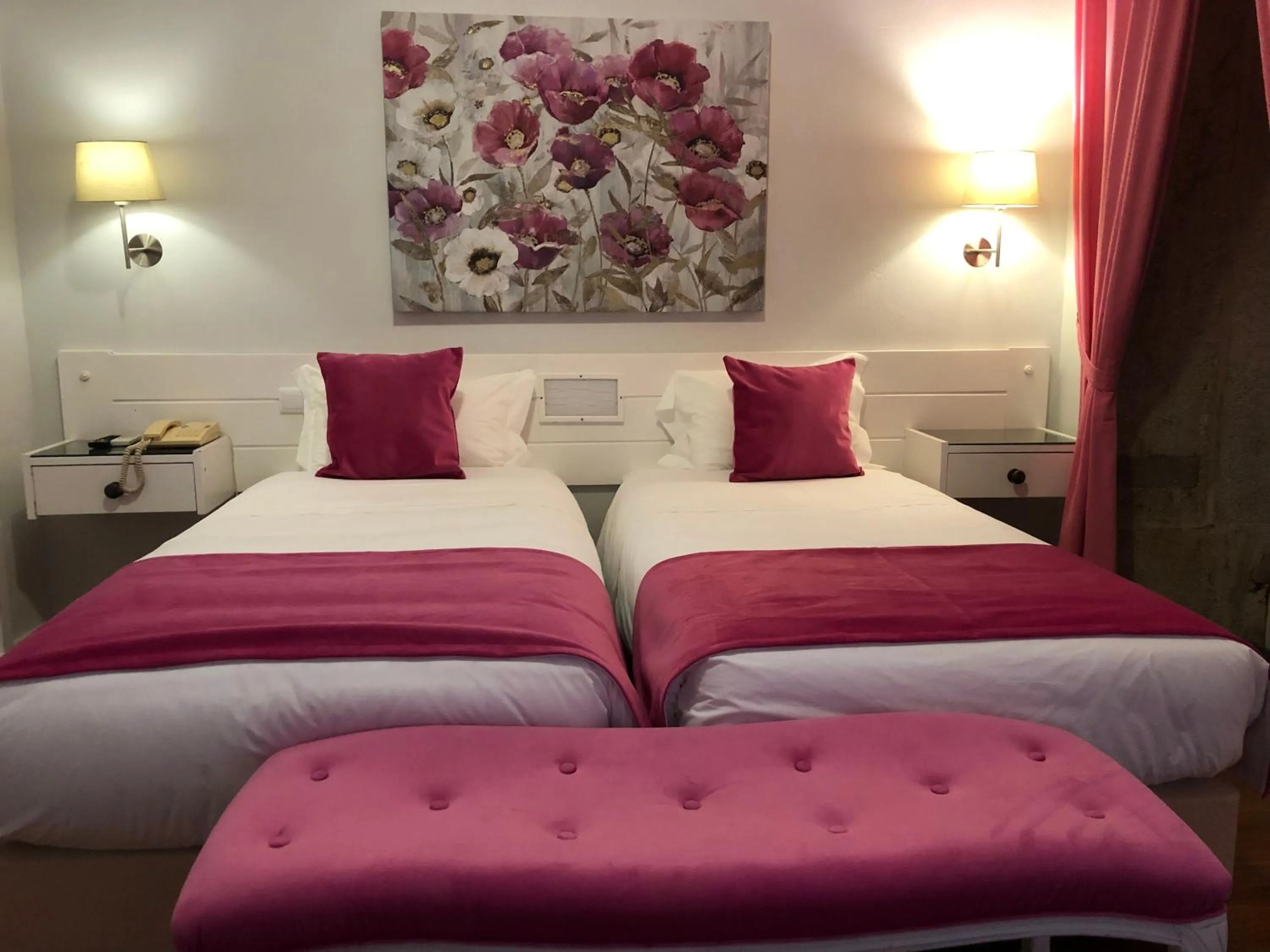 Bed in Hotel Jardim Viana do Castelo