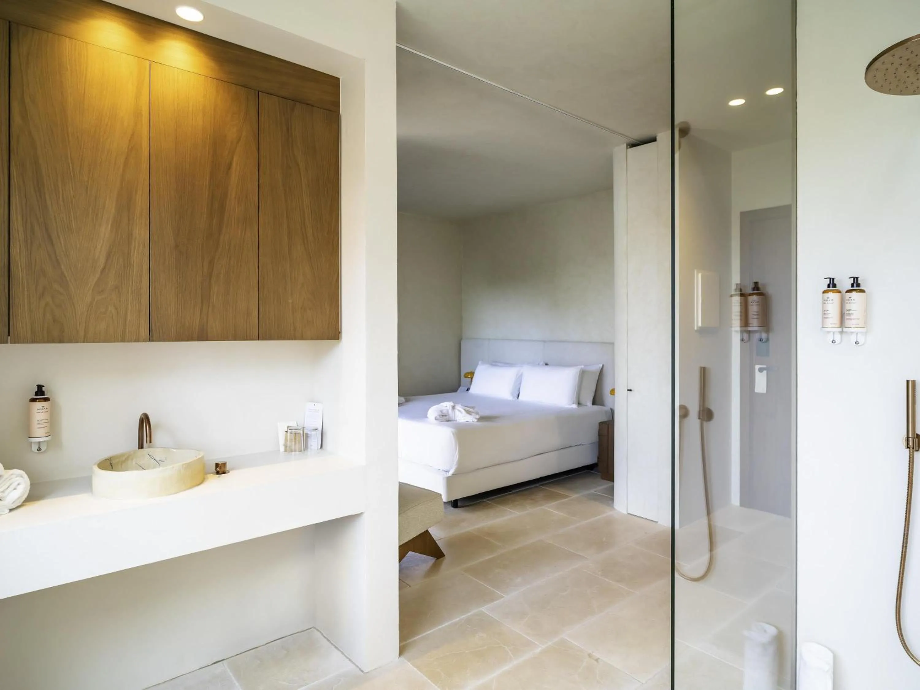 Bedroom, Bed in Mercure Benidorm