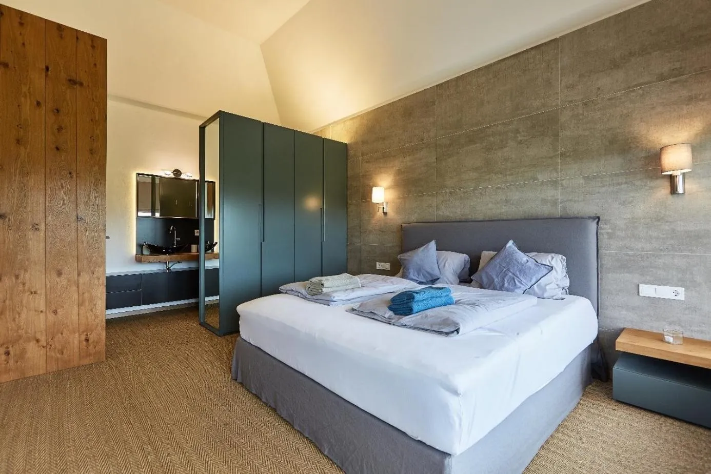 Bed in Chalets Franciska Major, Pro Village