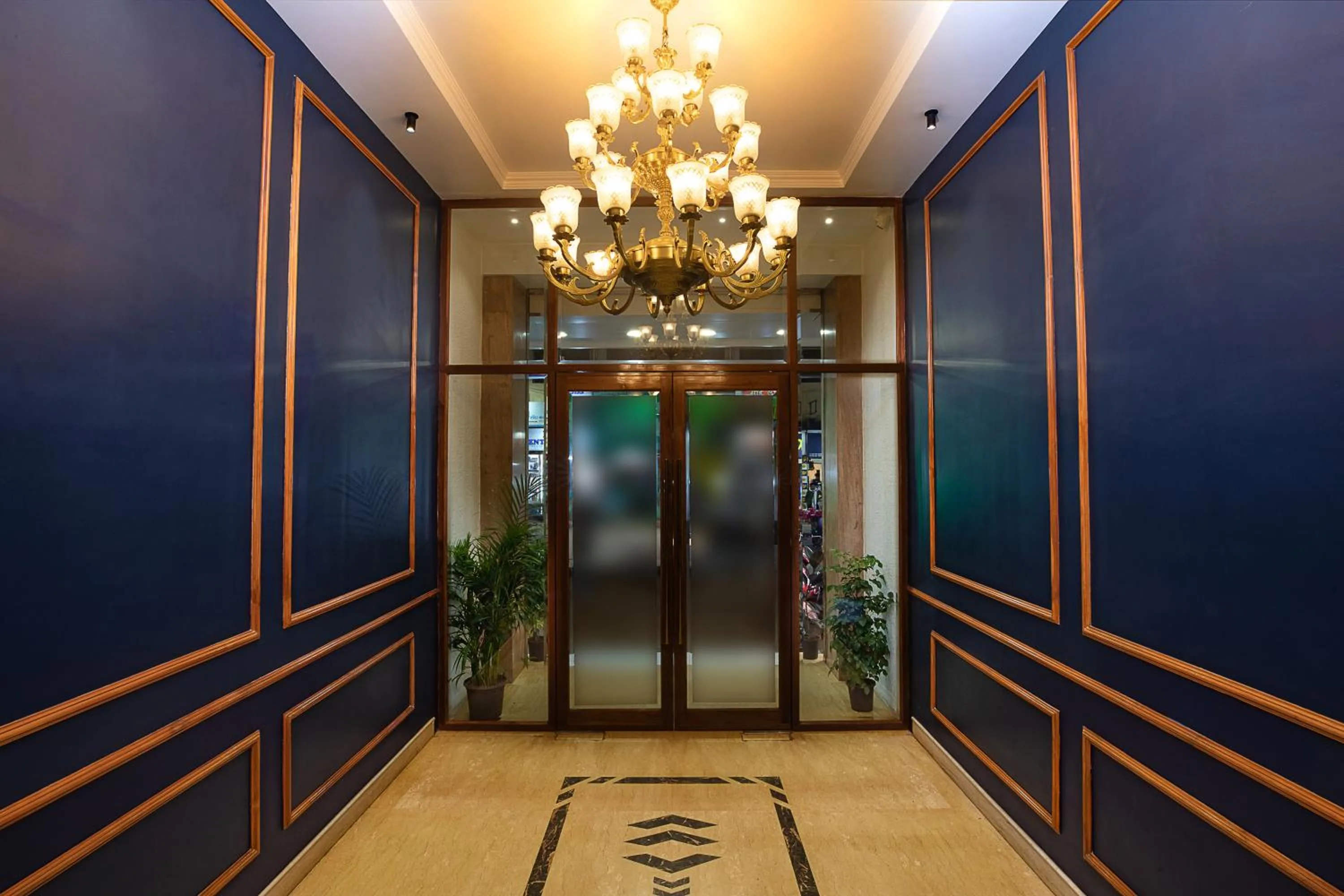 Facade/entrance in Hotel Avon Ruby Dadar