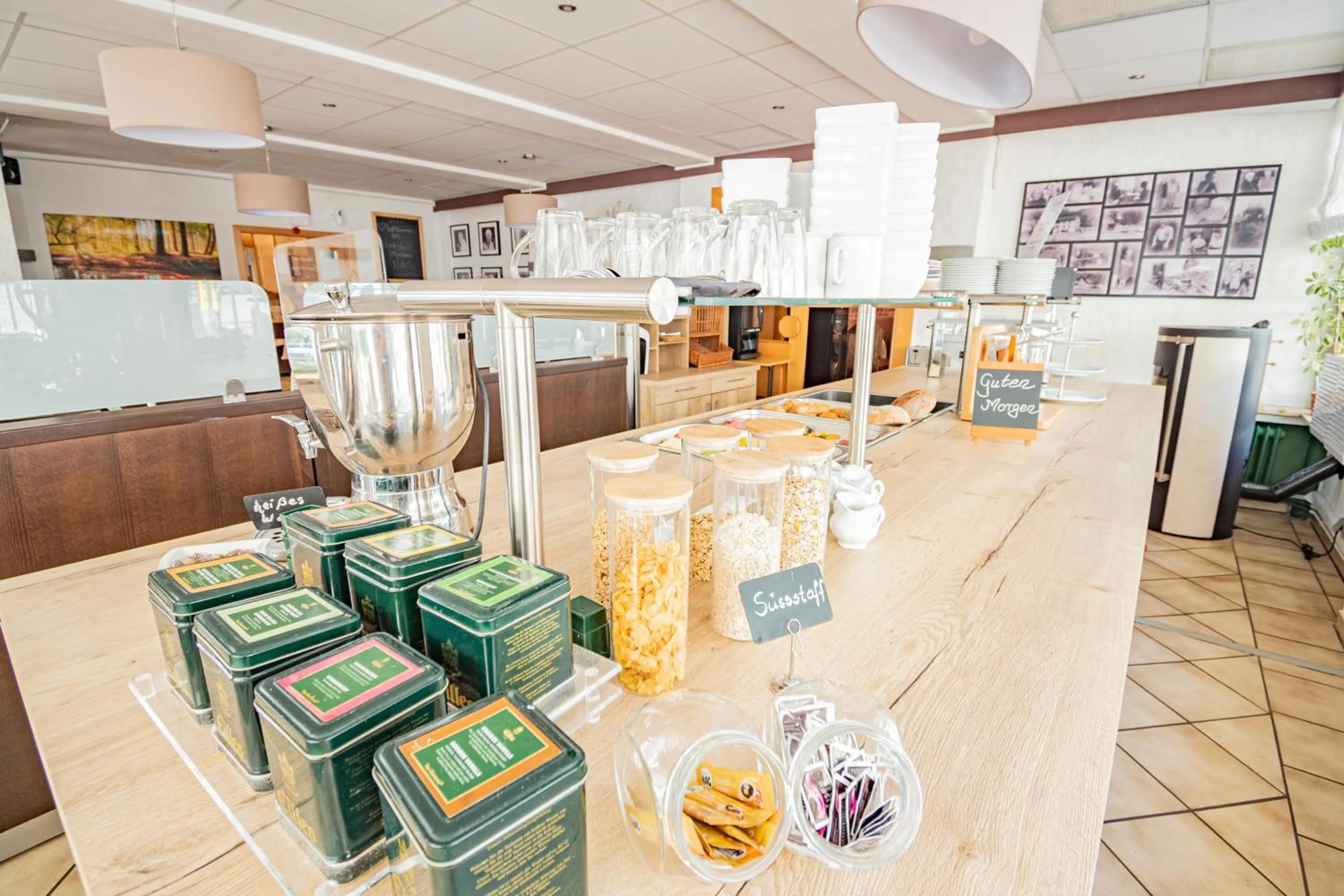 Buffet breakfast in Landhotel Ringelsteiner Mühle