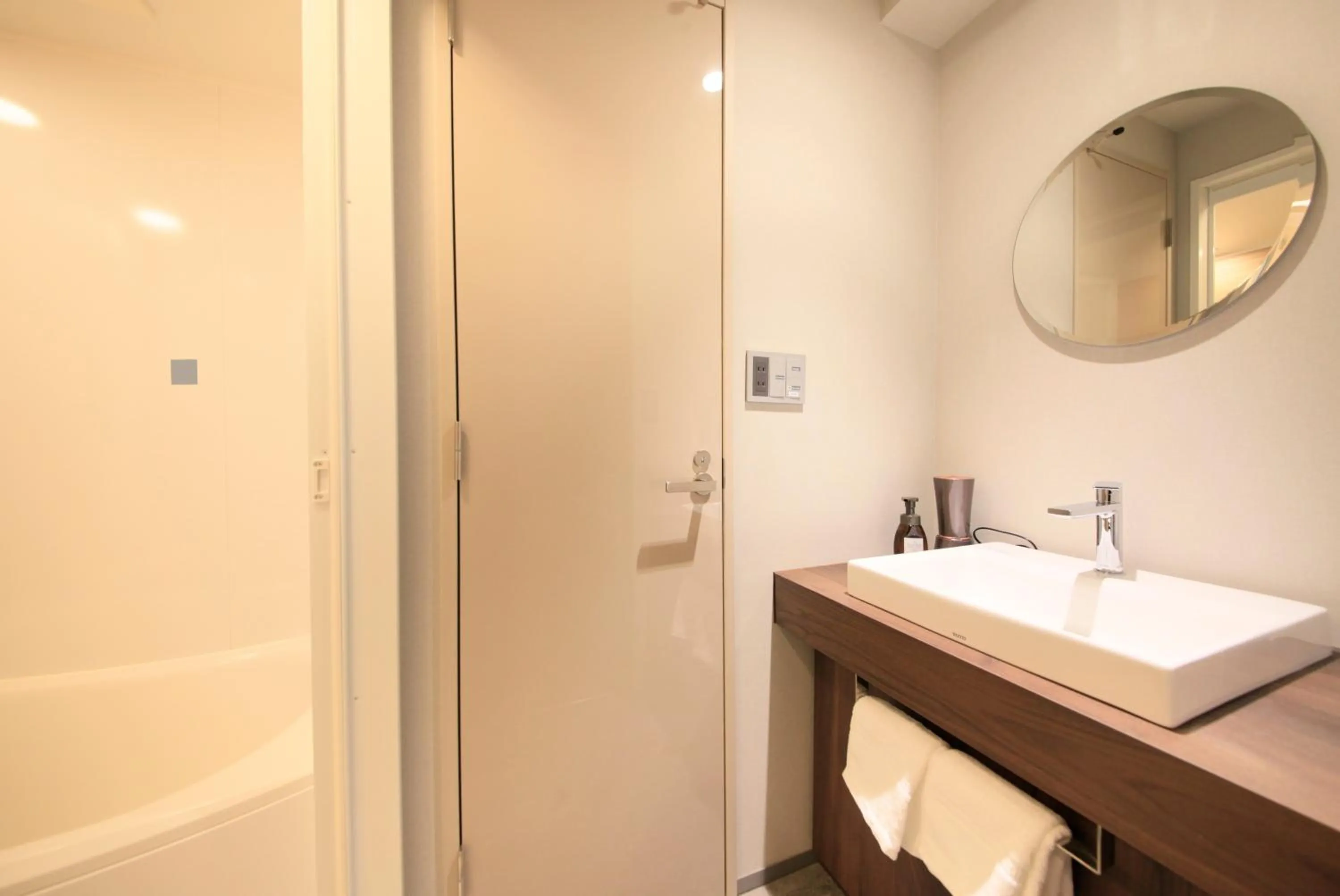 Photo of the whole room in S-peria Inn Nihombashi Hakozaki