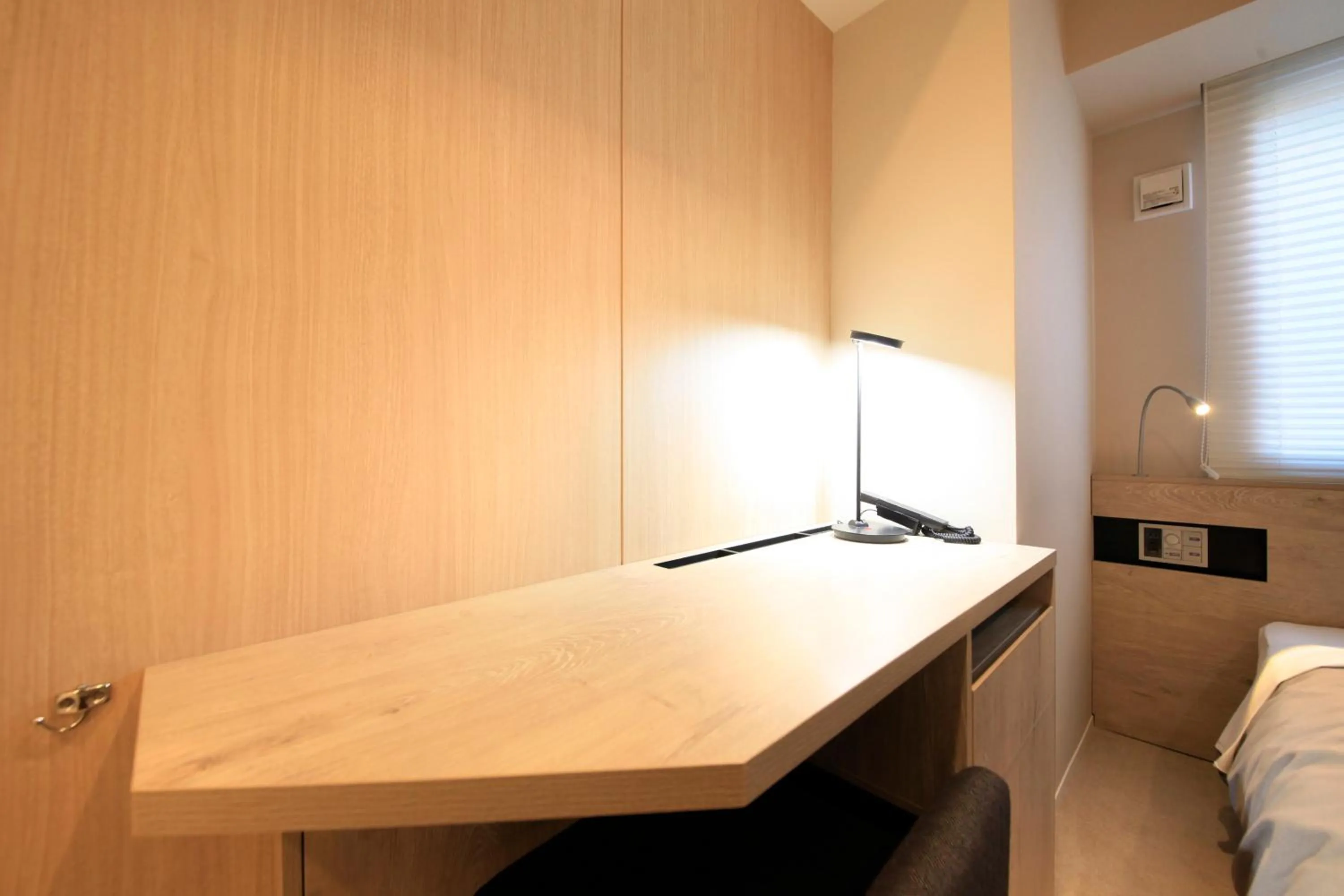 Photo of the whole room, Bed in S-peria Inn Nihombashi Hakozaki