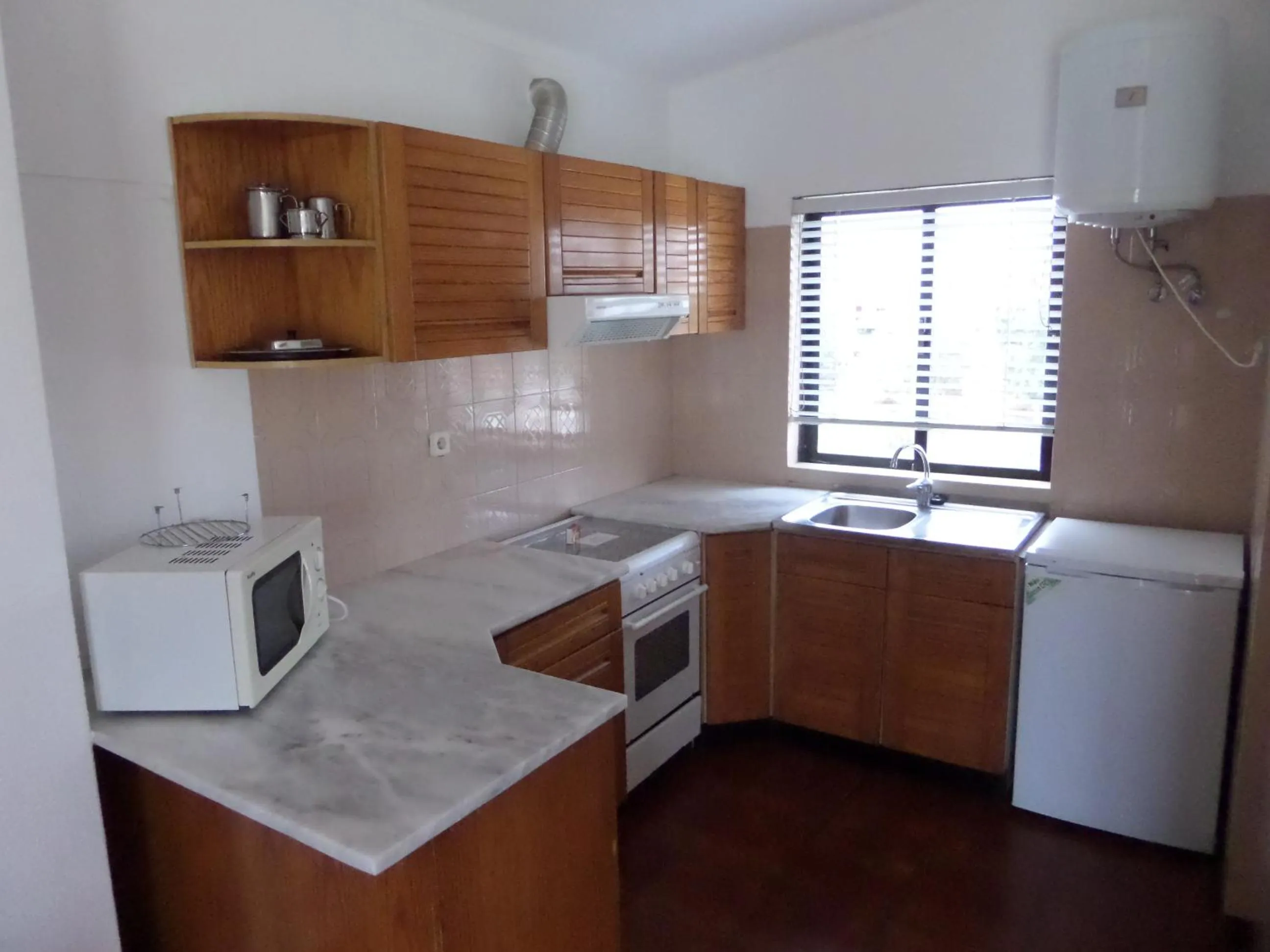 Kitchen or kitchenette in Clube Alvorférias