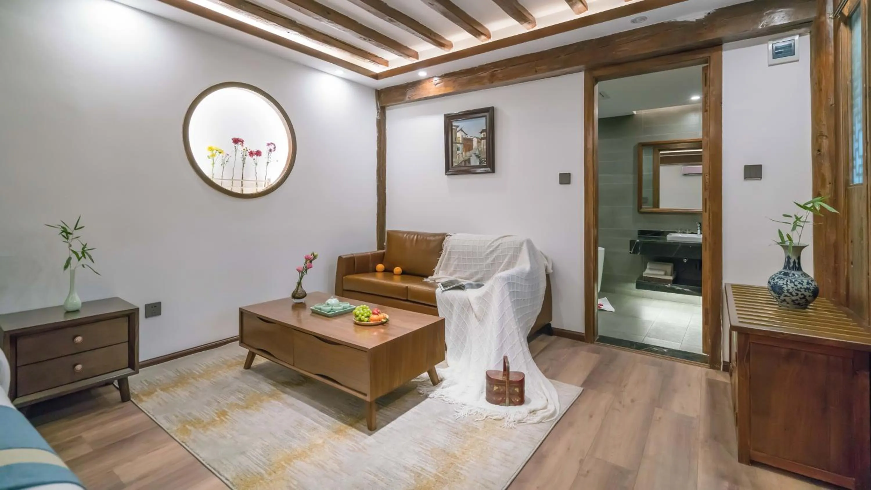 Living room in Artistic-Suite