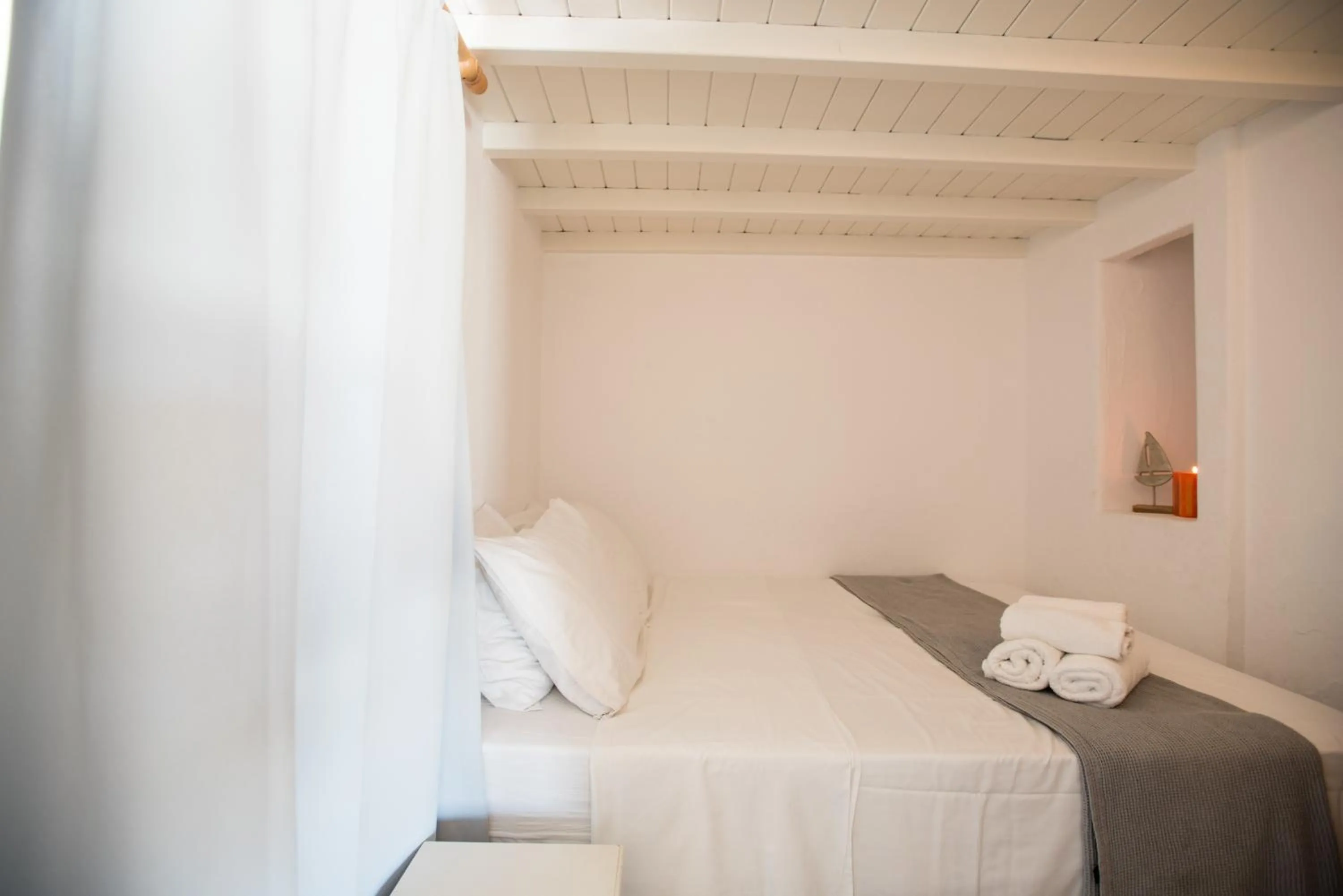 Bedroom, Bed in Madres Houses