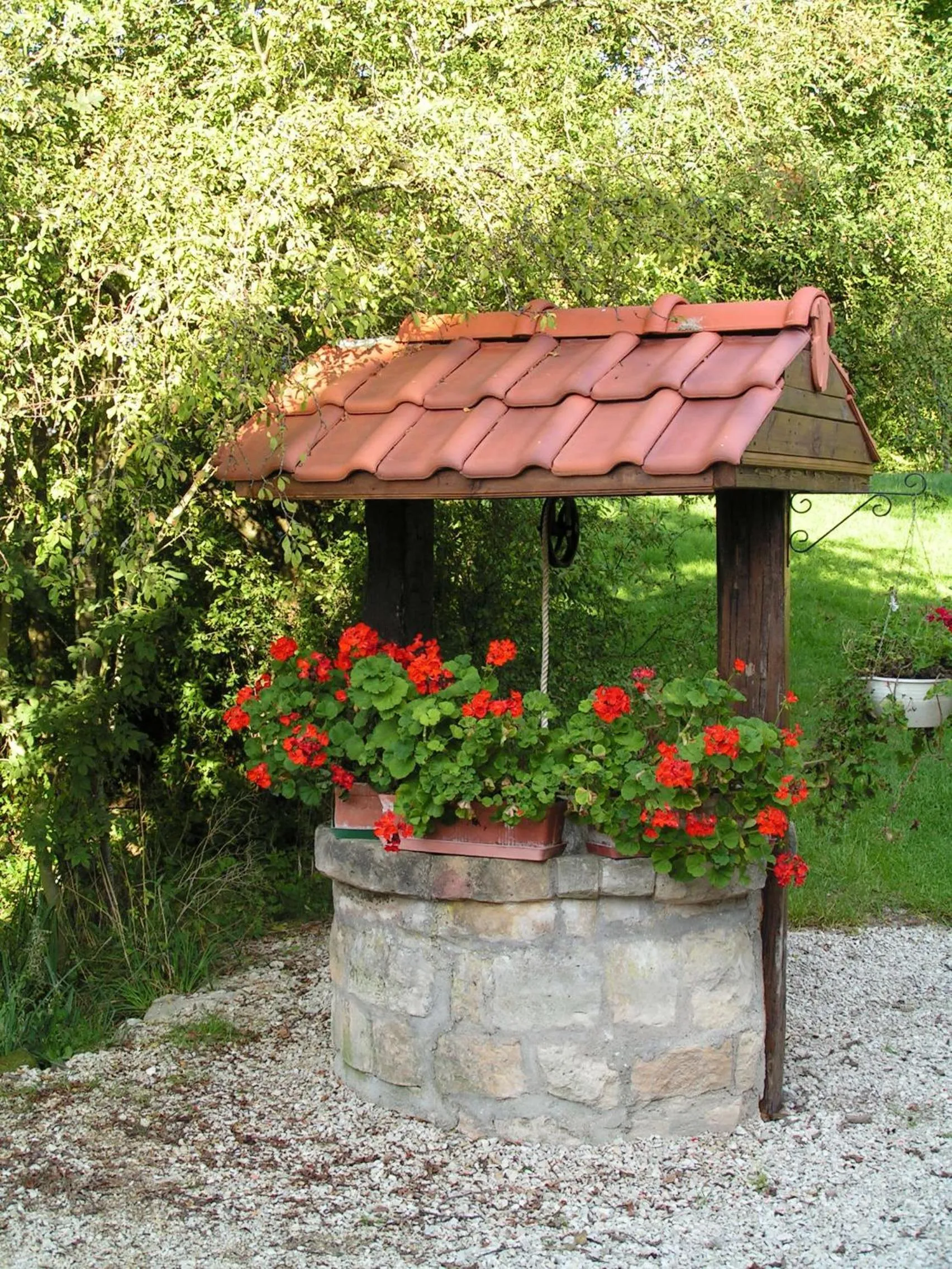 Garden view in LOGIS Hôtel Le Chantoiseau