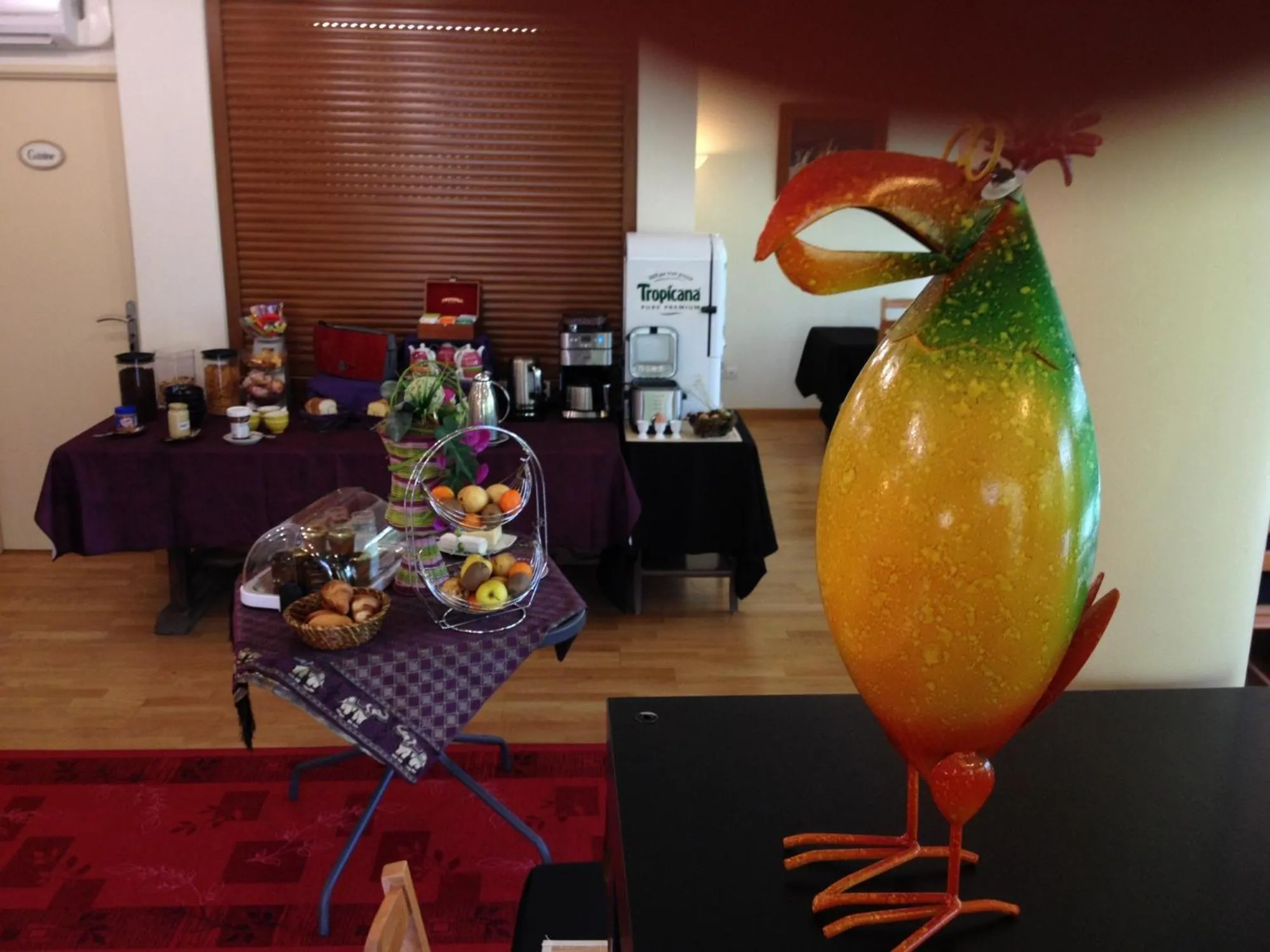 Breakfast in LOGIS Hôtel Le Chantoiseau