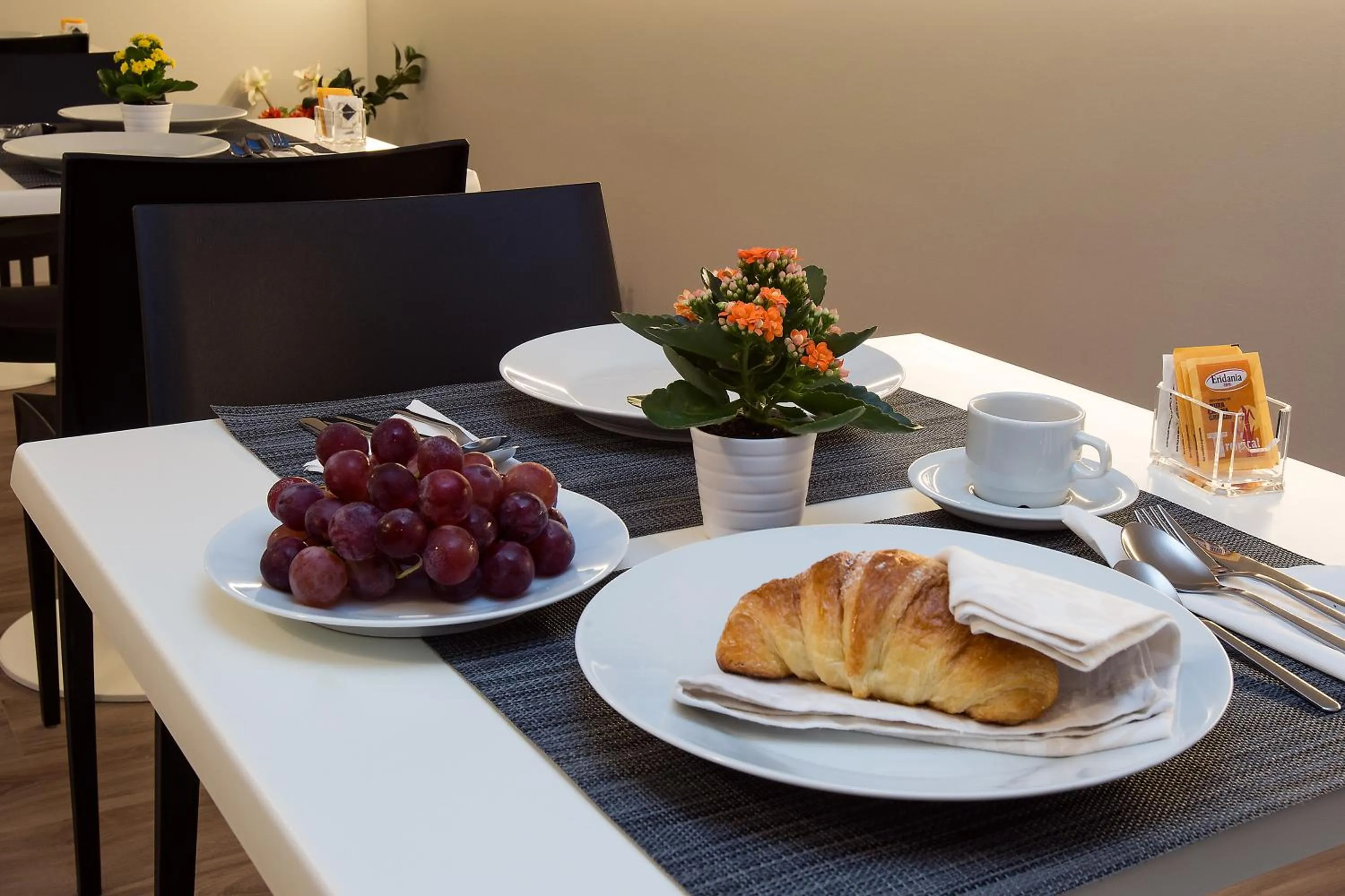 Food and drinks in Etna Sunrise b&b