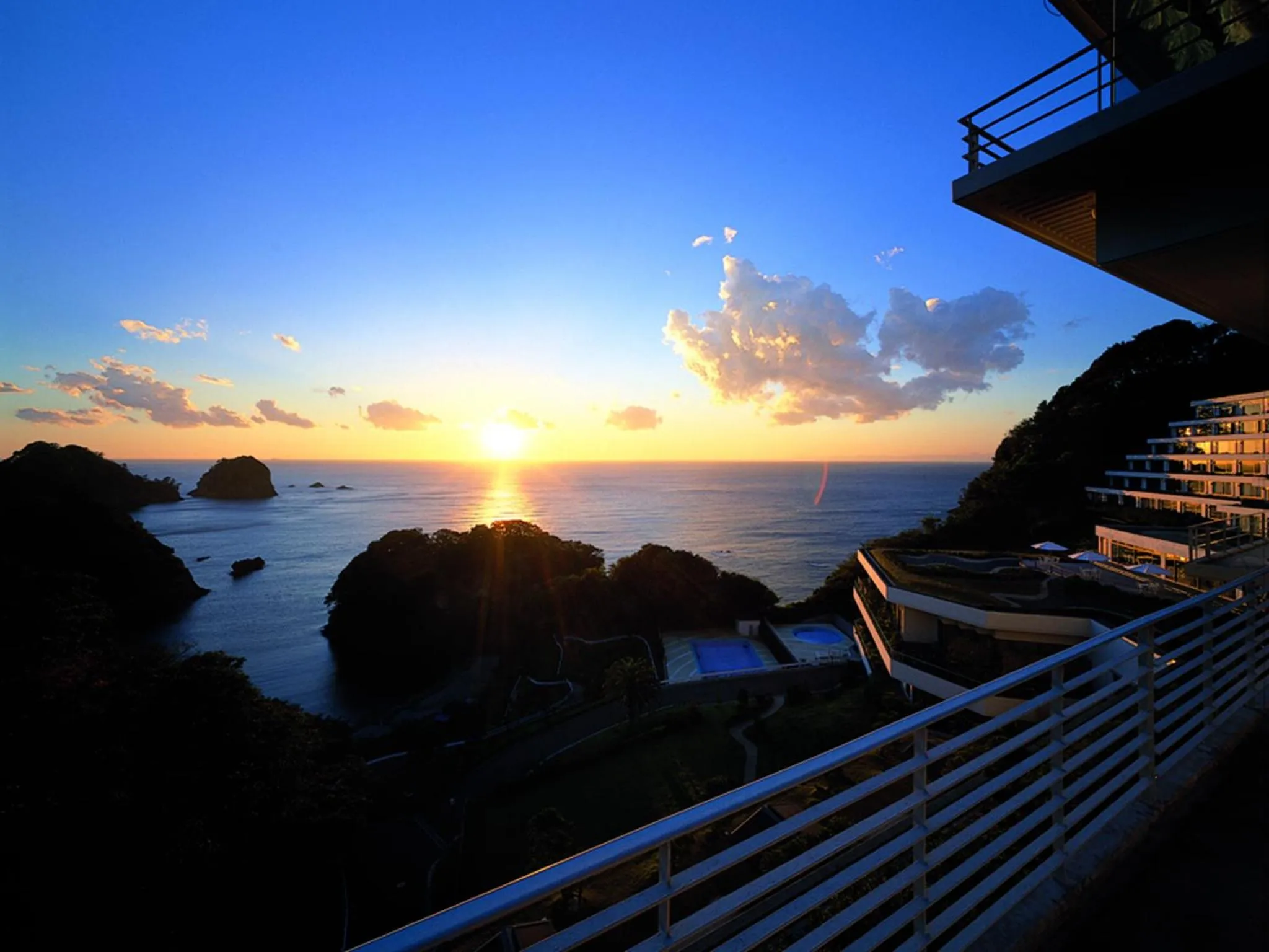 Sunset in Dogashima New Ginsui