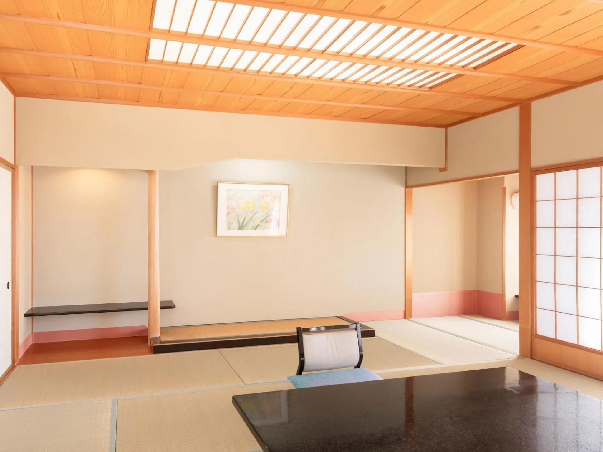 Photo of the whole room in Dogashima New Ginsui