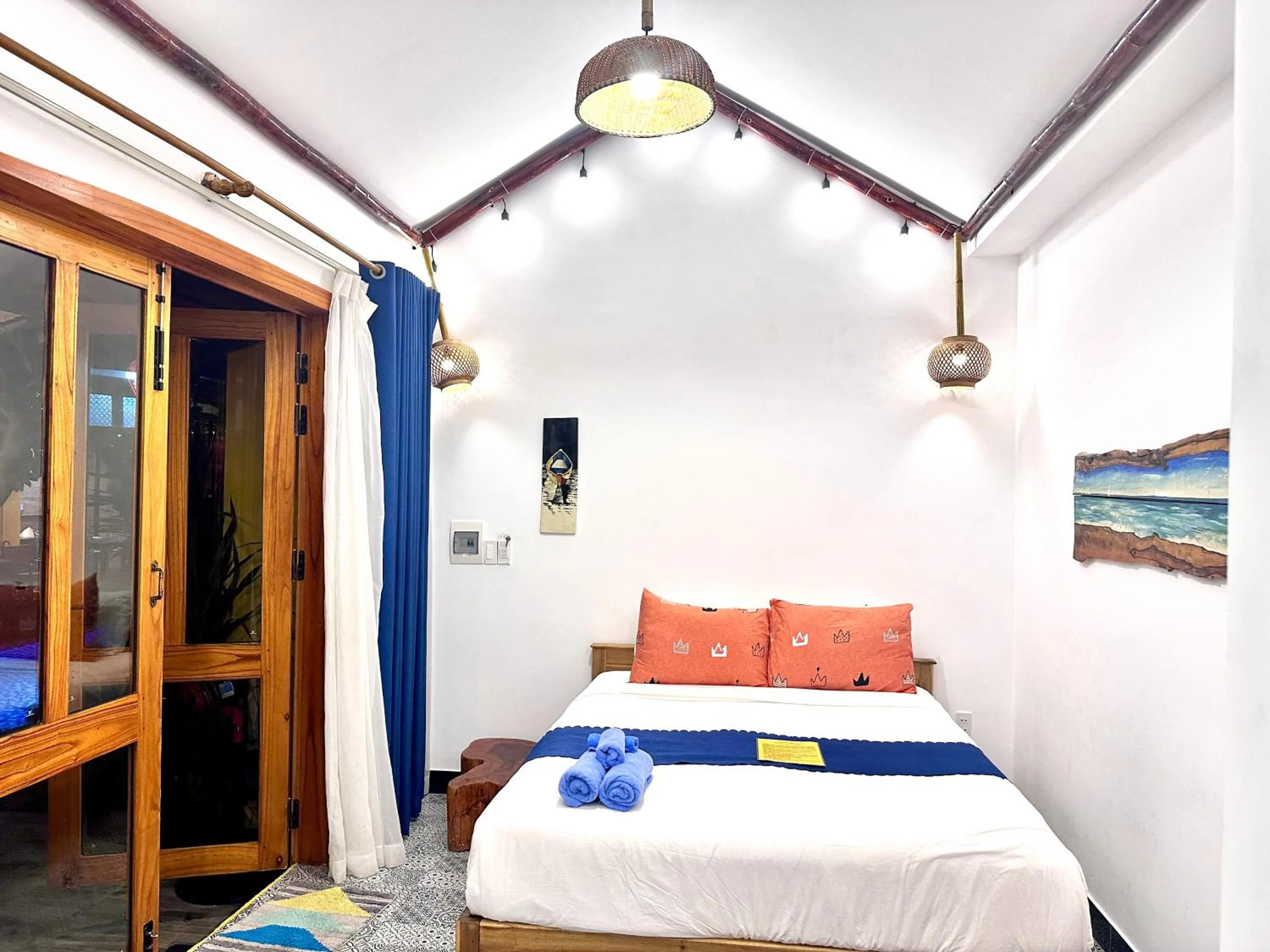 Bed in La Belle An Bang Seaside Hideaway