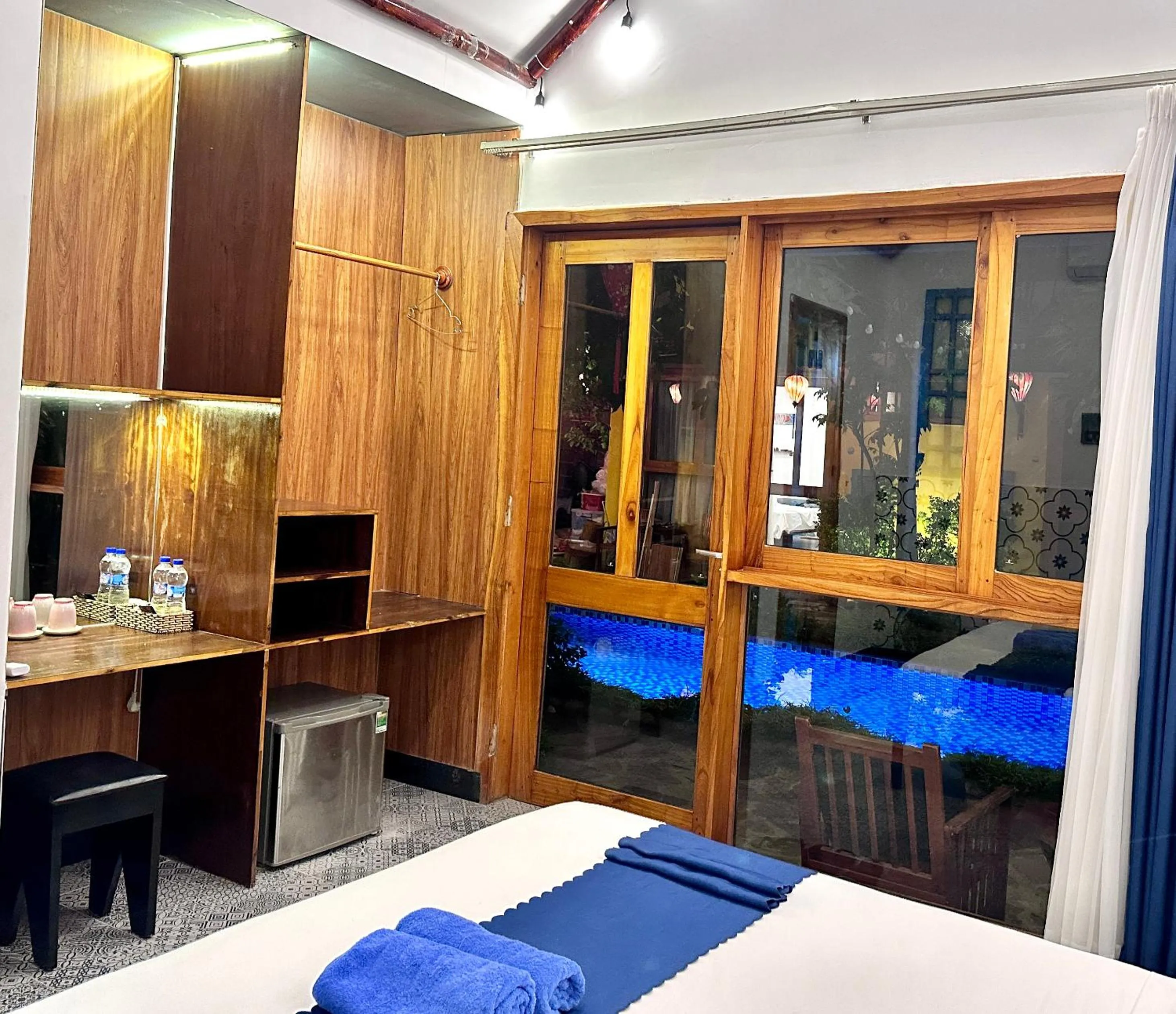 Bed in La Belle An Bang Seaside Hideaway