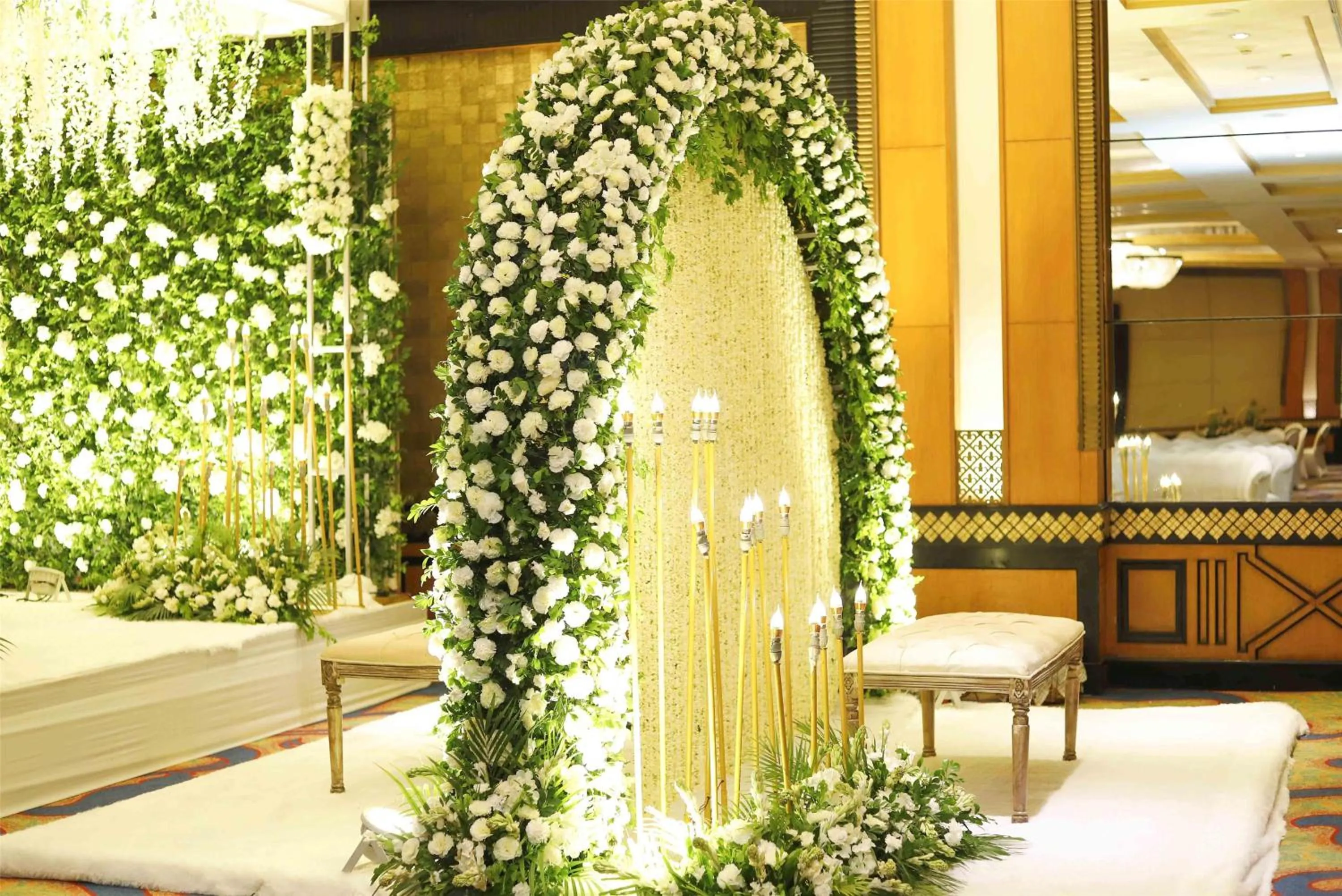 Business facilities, Bed in Radisson Blu MBD Hotel Noida