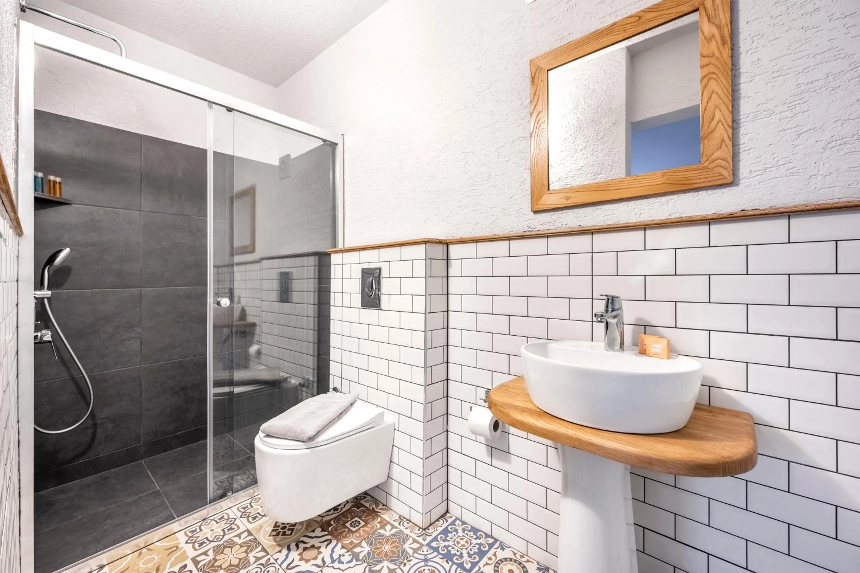 Toilet in The Poyz Hotel Bodrum