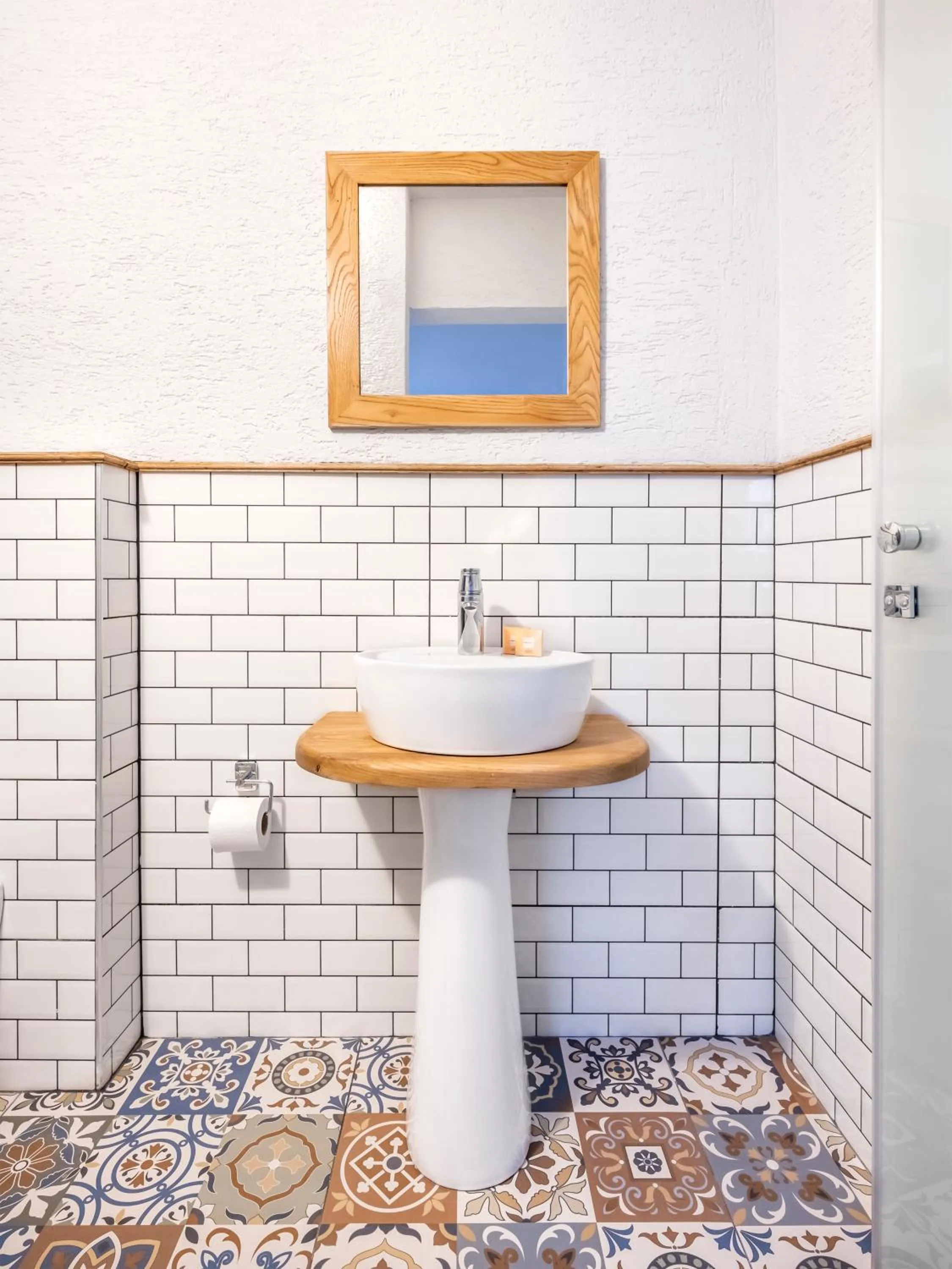 Toilet in The Poyz Hotel Bodrum