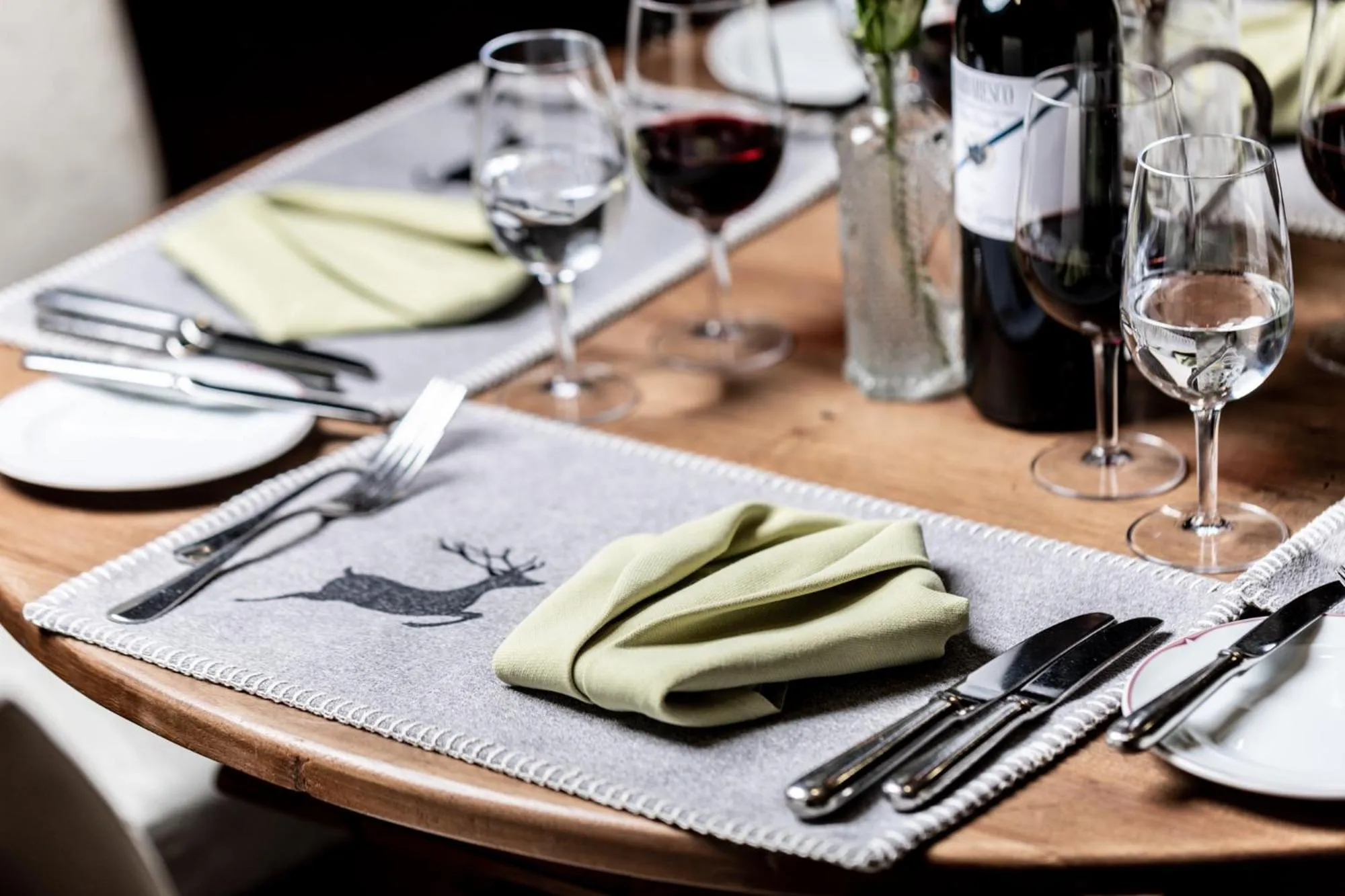 Restaurant/places to eat in Hotel Waldhaus am See