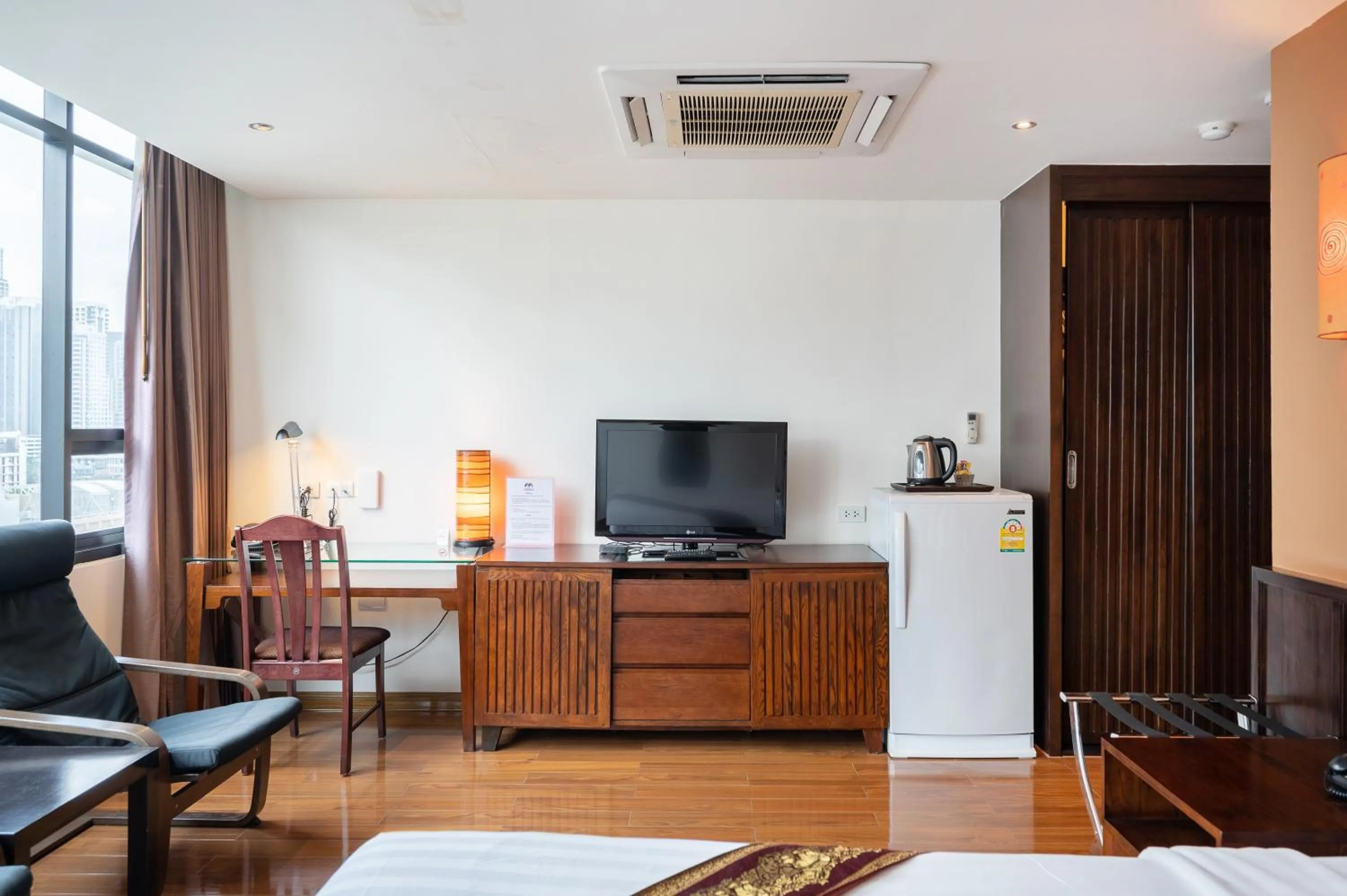 Seating area in Hotel Mermaid Bangkok