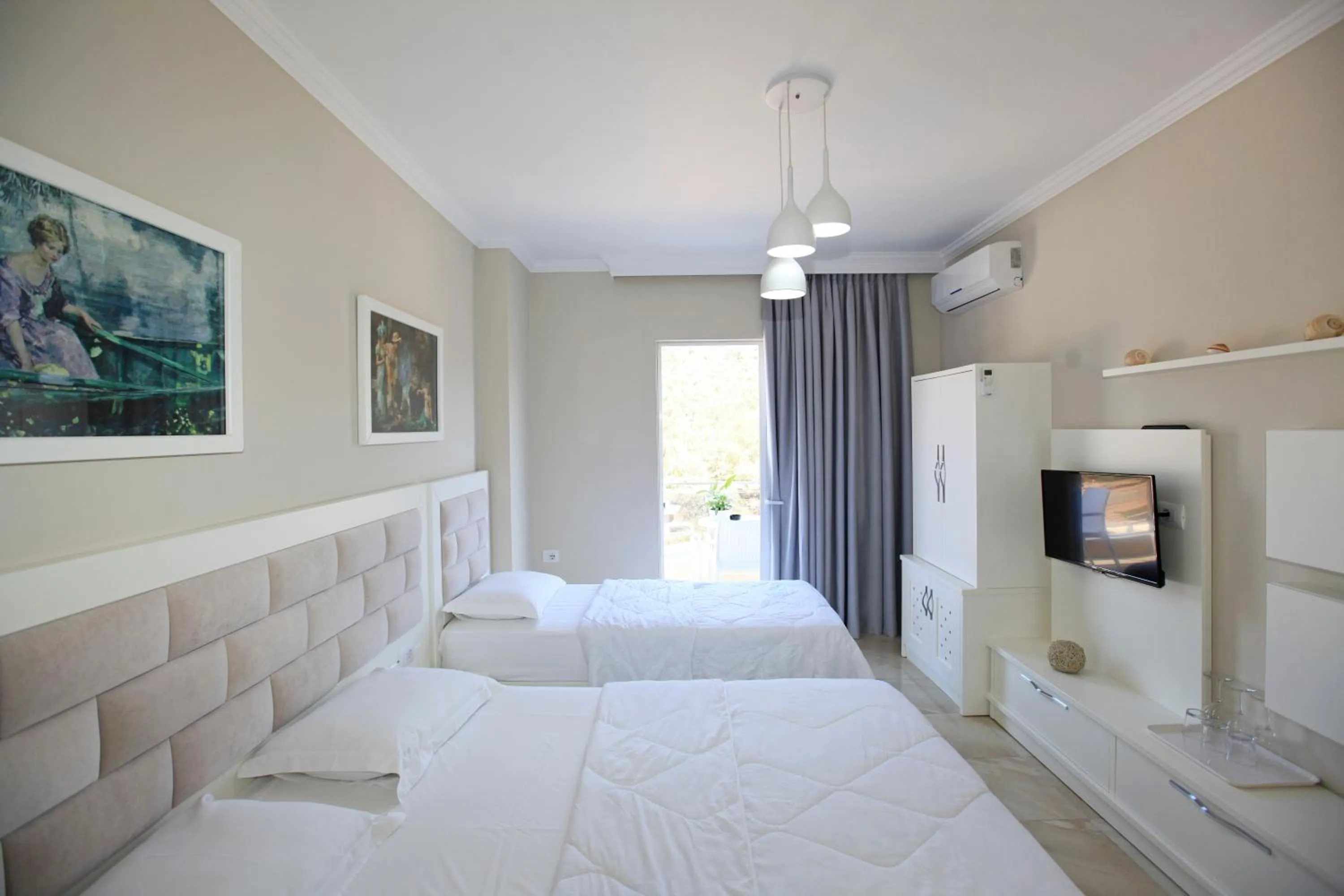 Photo of the whole room in Hotel Mare