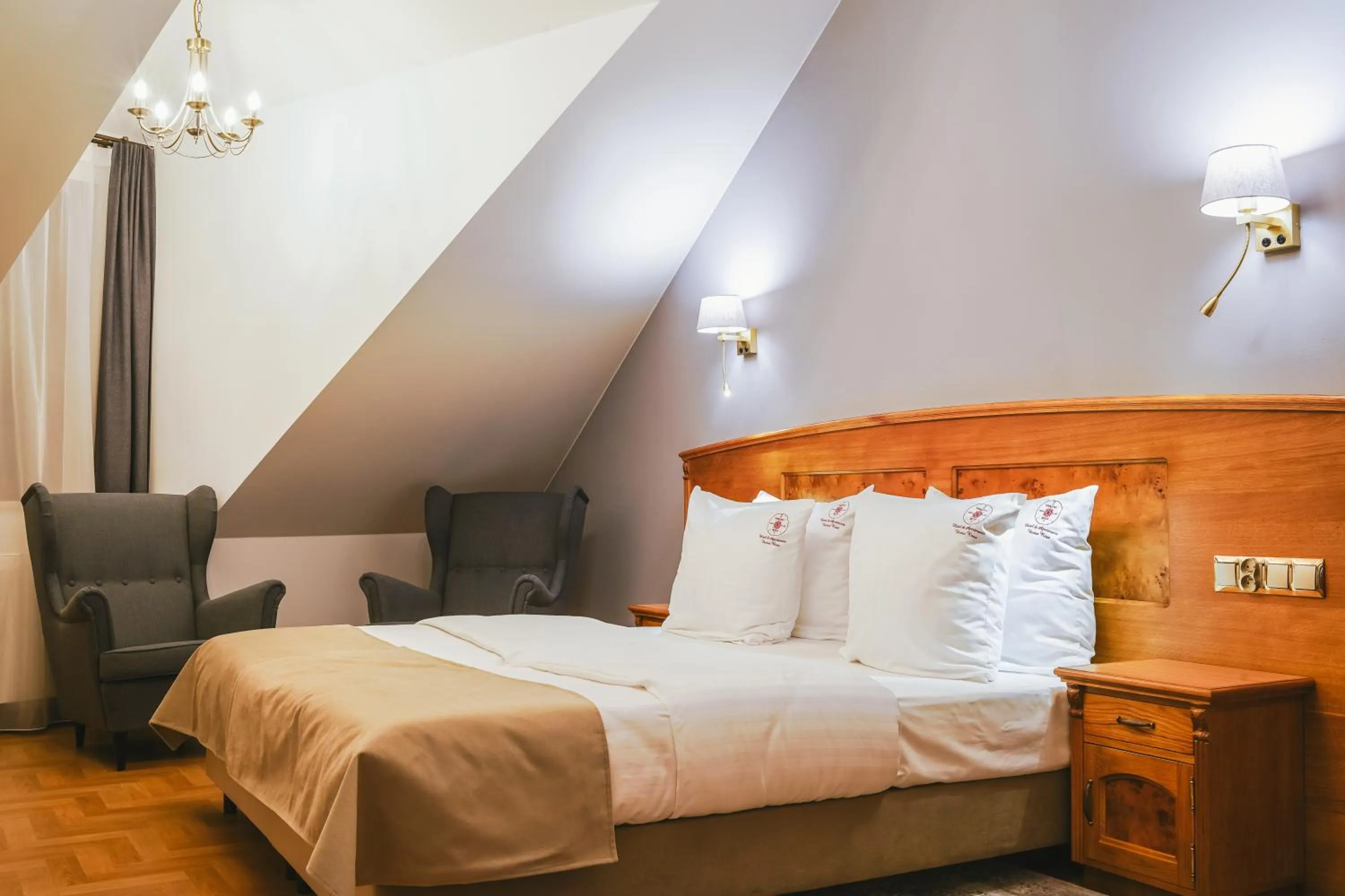 Bed in Hotel & Apartments Ventus Rosa