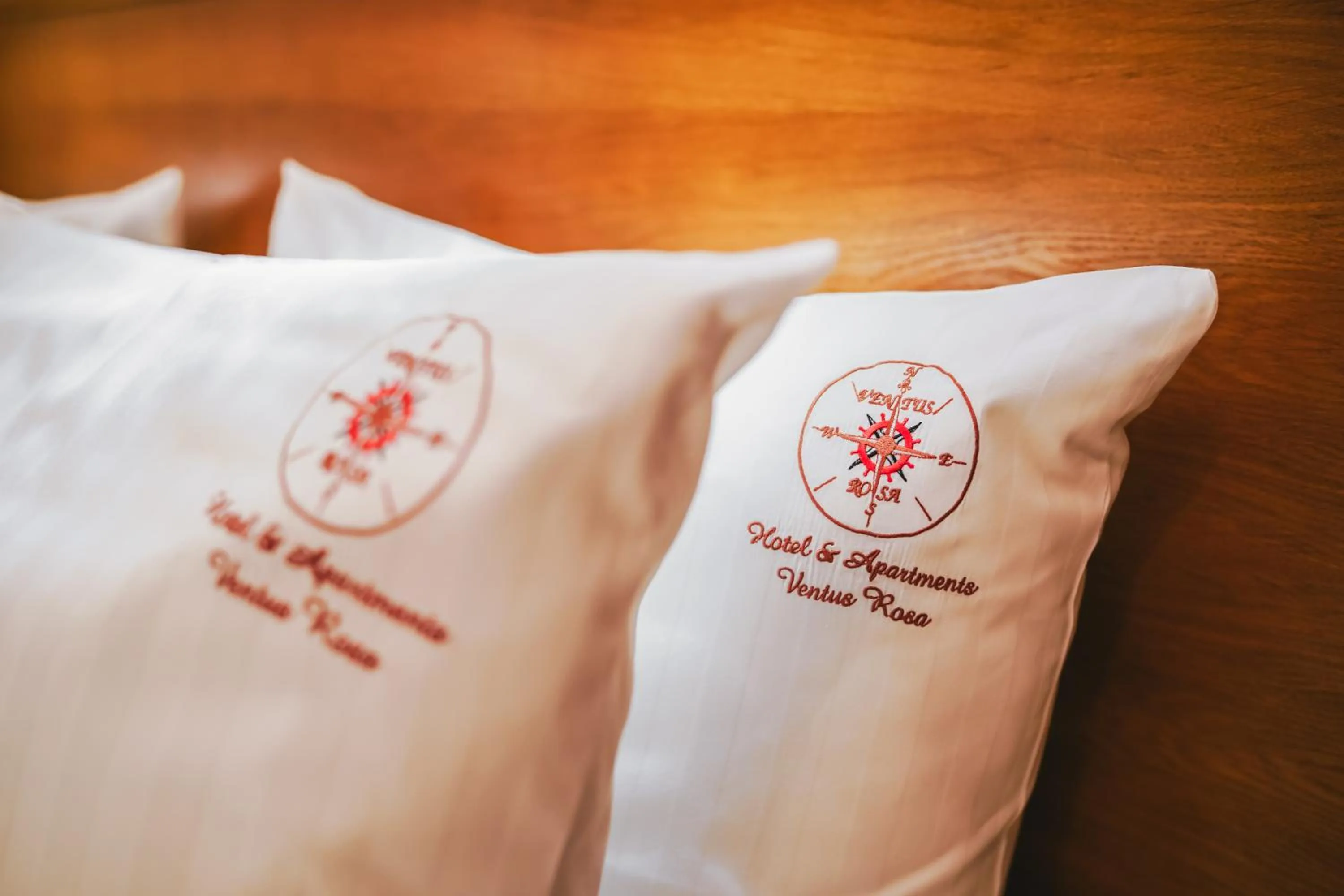 Property logo or sign, Bed in Hotel & Apartments Ventus Rosa