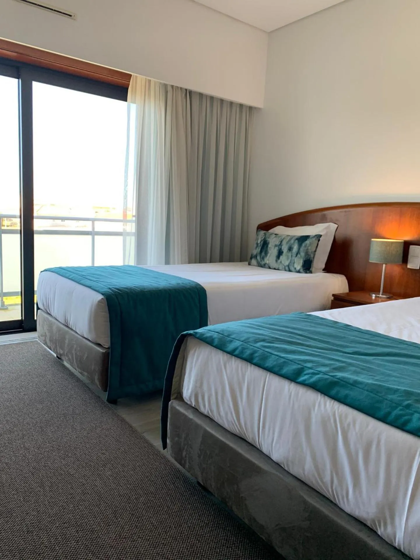 Balcony/Terrace, Bed in Apulia Praia Hotel