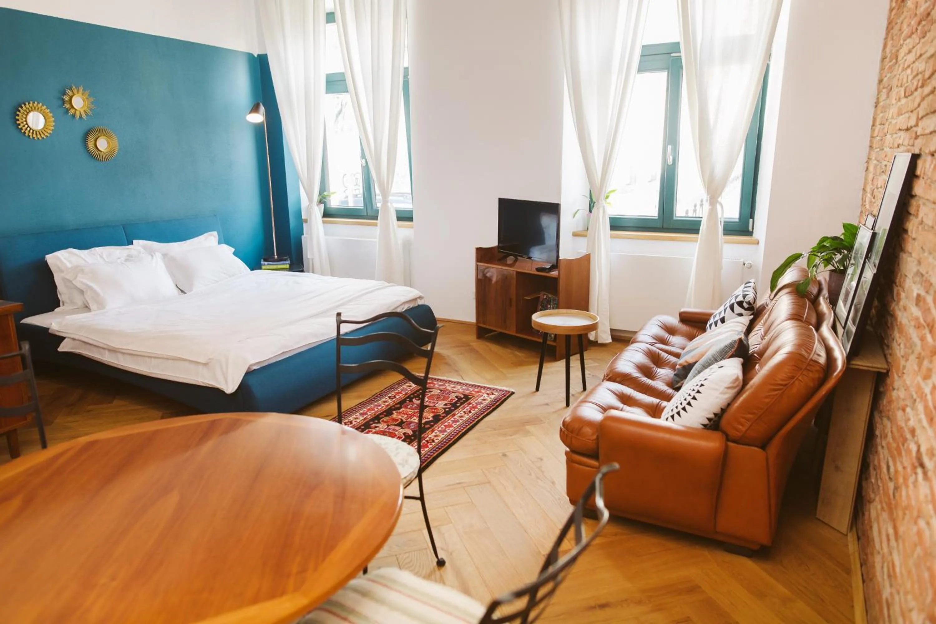 Photo of the whole room, Bed in Camino Home 2