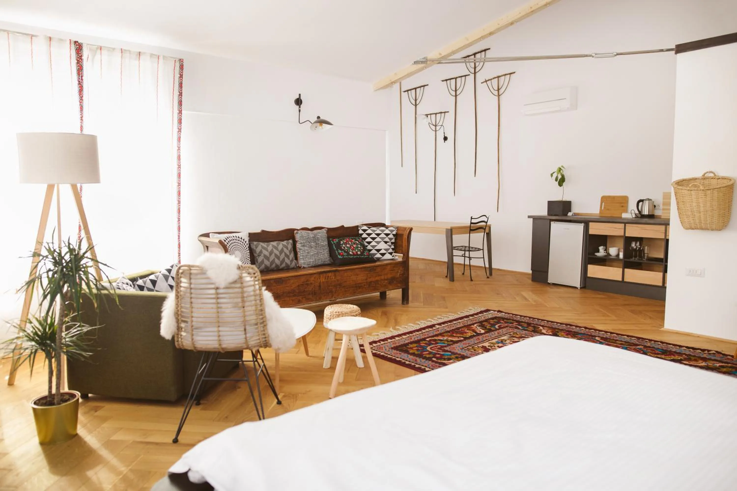 Living room, Bed in Camino Home 2