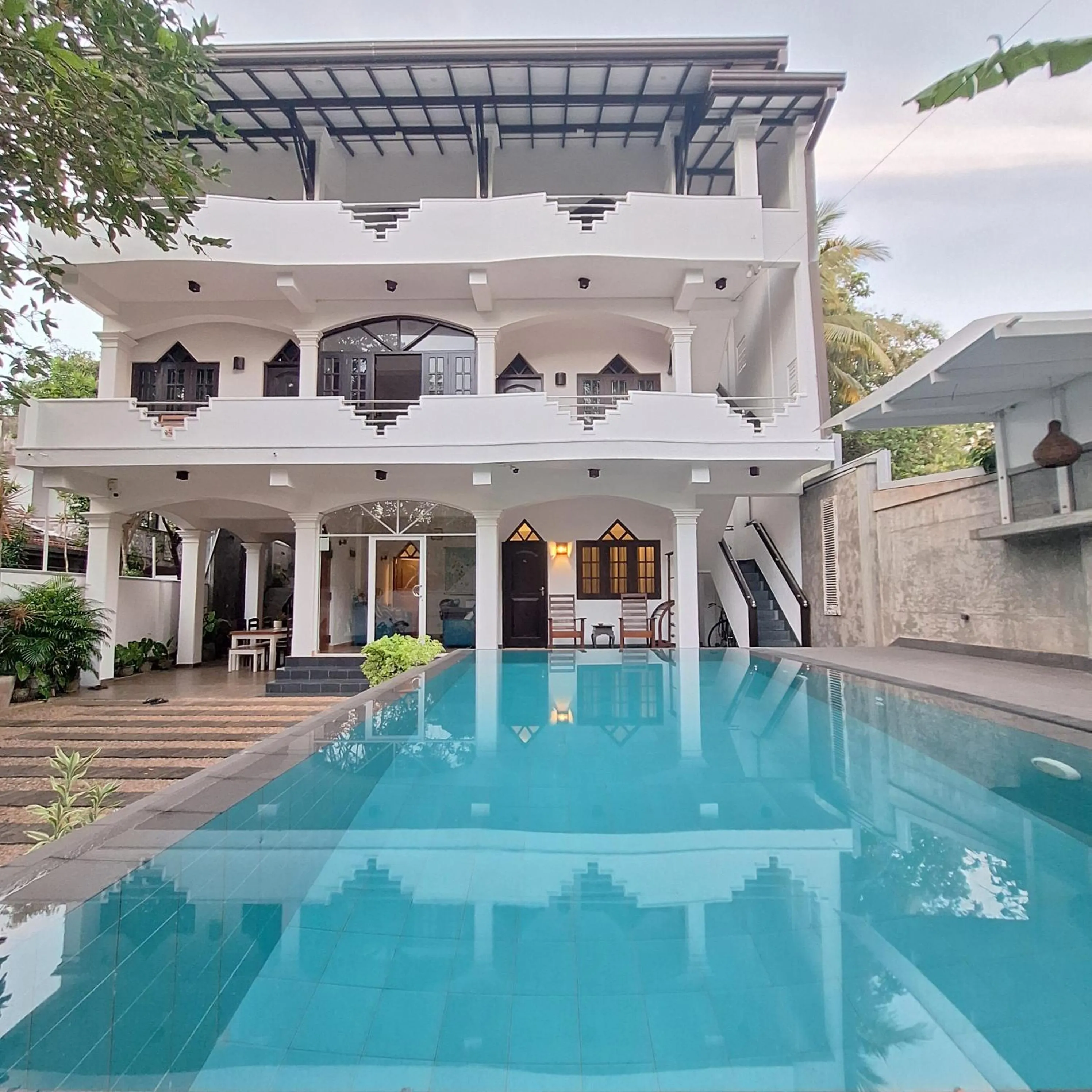 Property building in Villa Goodwill Paradise