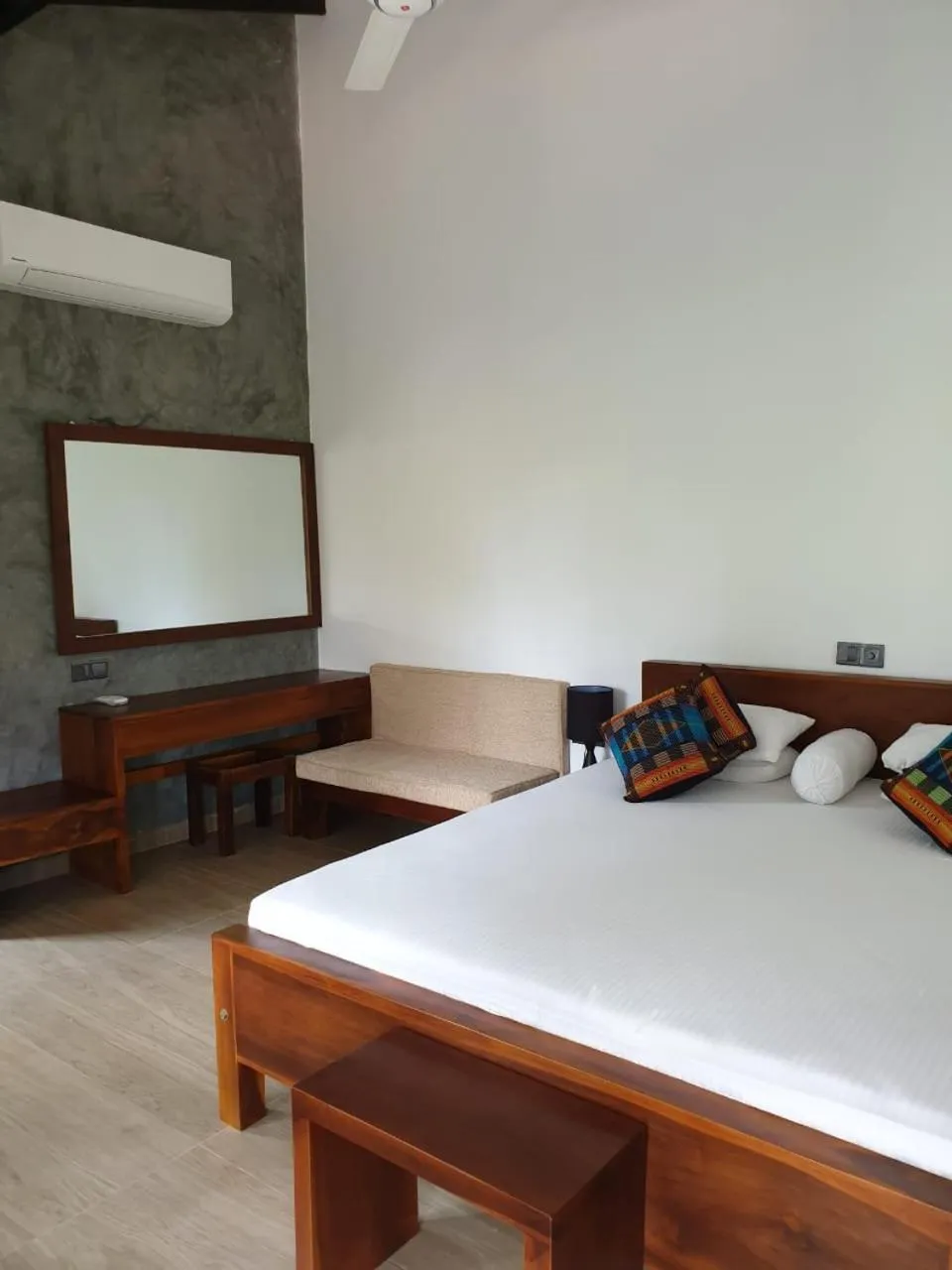 Photo of the whole room in Villa Goodwill Paradise