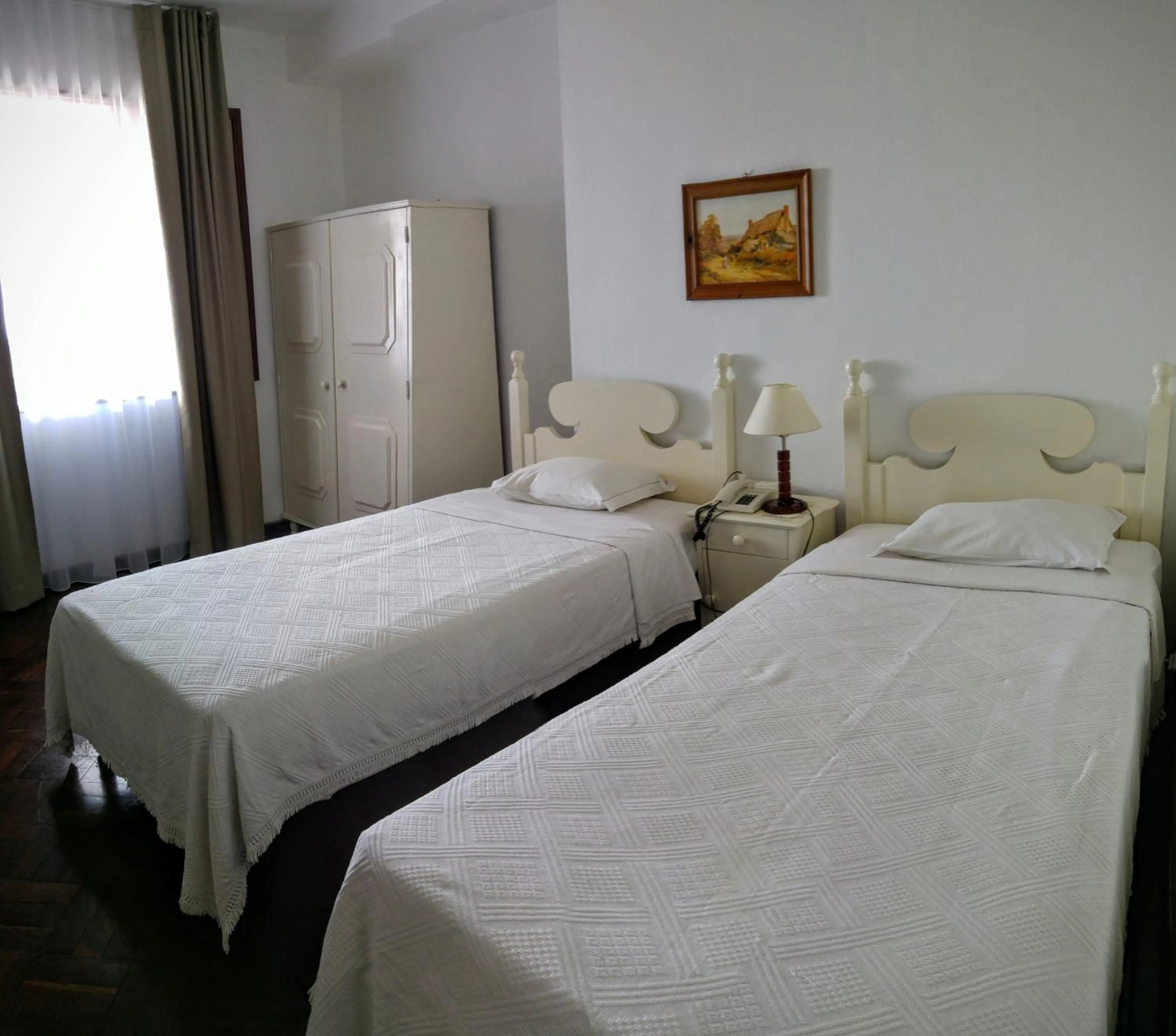Photo of the whole room, Bed in Pensao Residencial Vila Teresinha