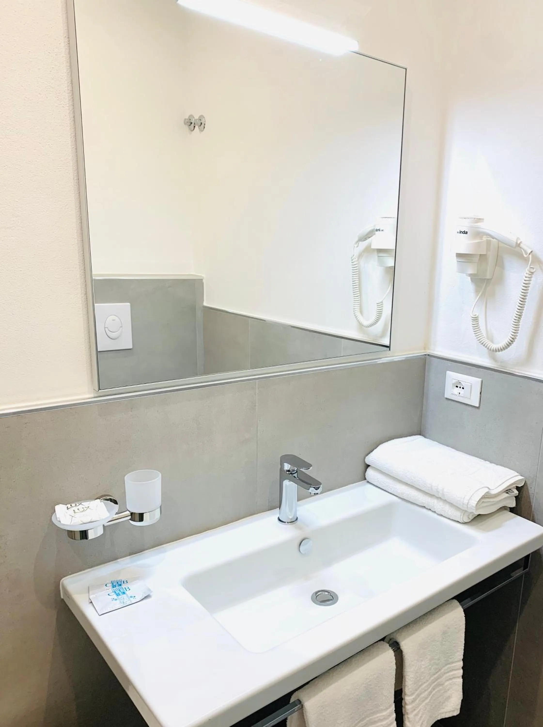 Bathroom in Hotel San Francisco