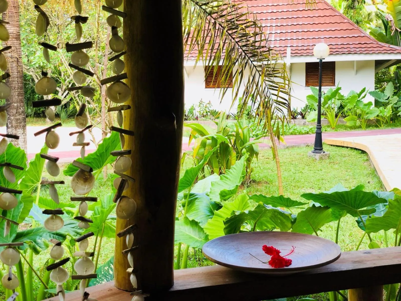 Garden in Bliss Hotel Praslin