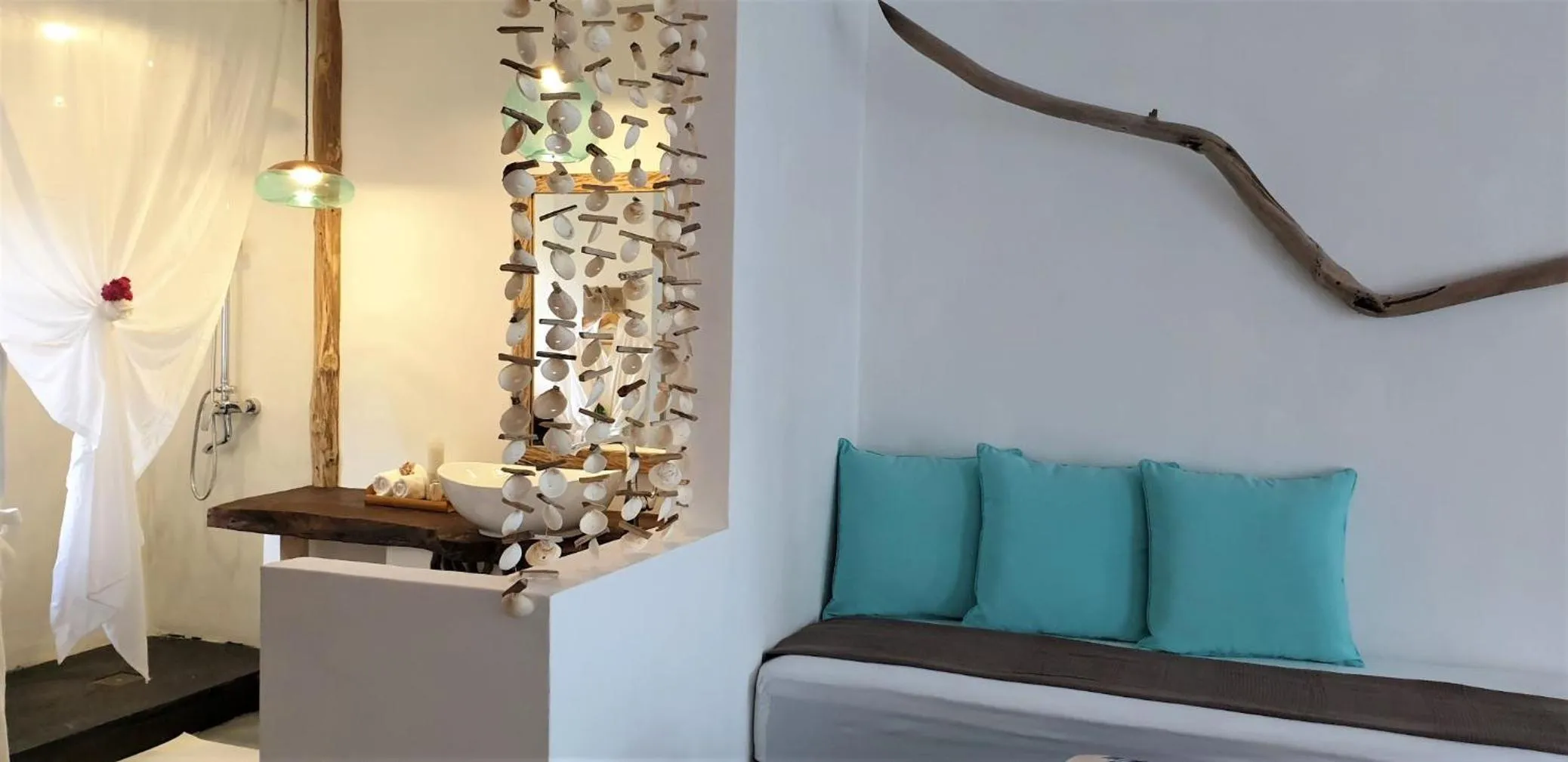 Shower in Bliss Hotel Praslin