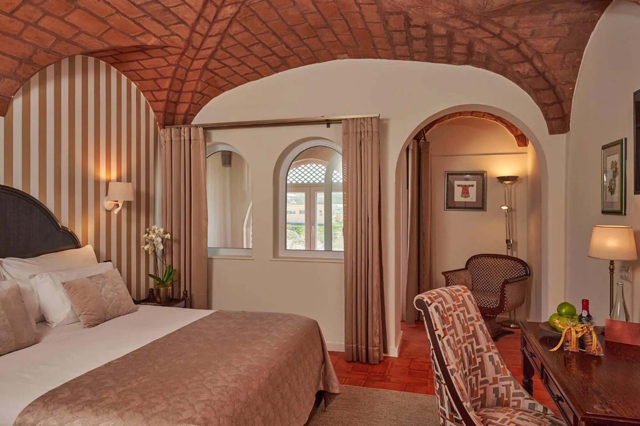 Bedroom, Bed in Hotel Fortaleza do Guincho Relais & Châteaux