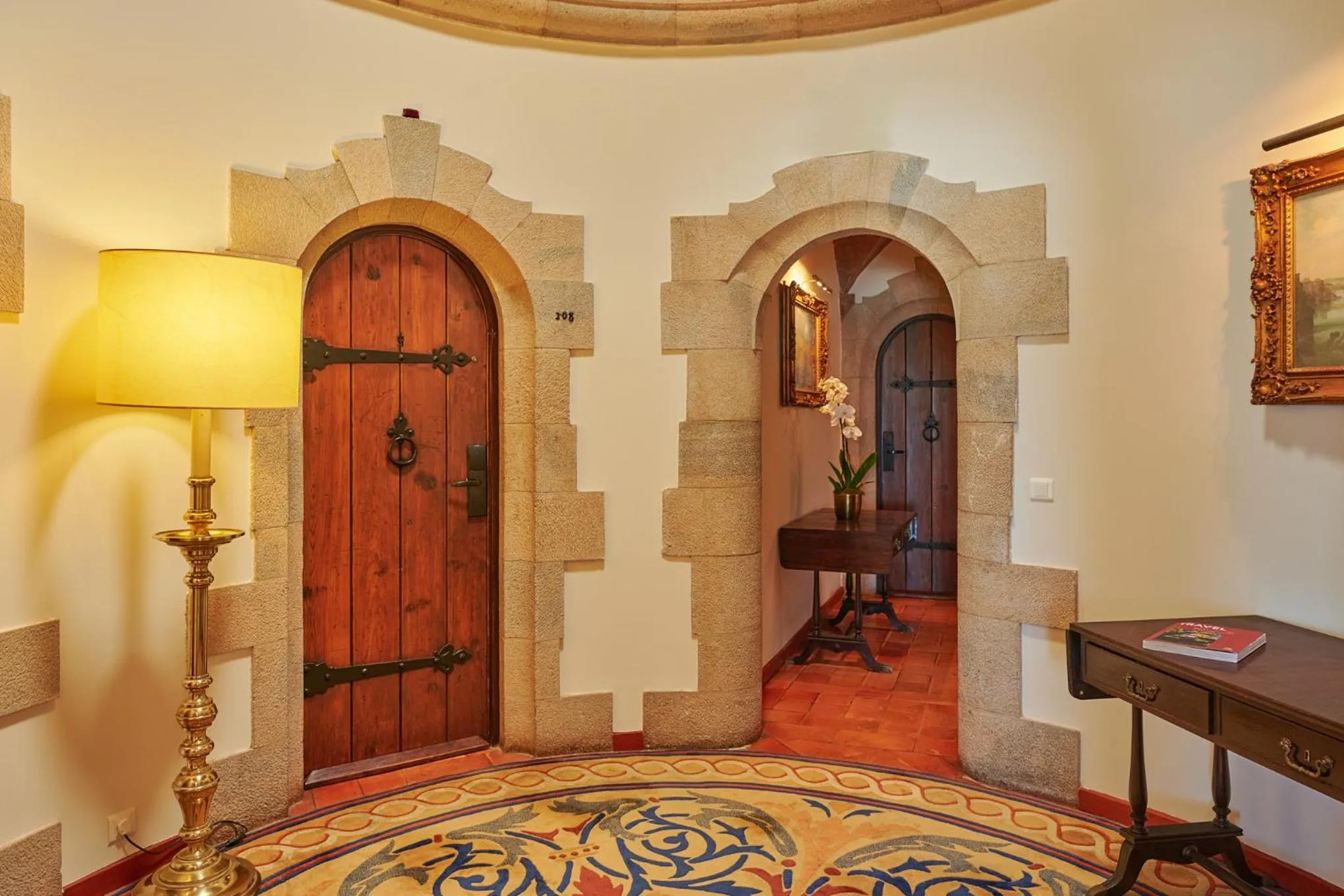 Communal lounge/ TV room in Hotel Fortaleza do Guincho Relais & Châteaux