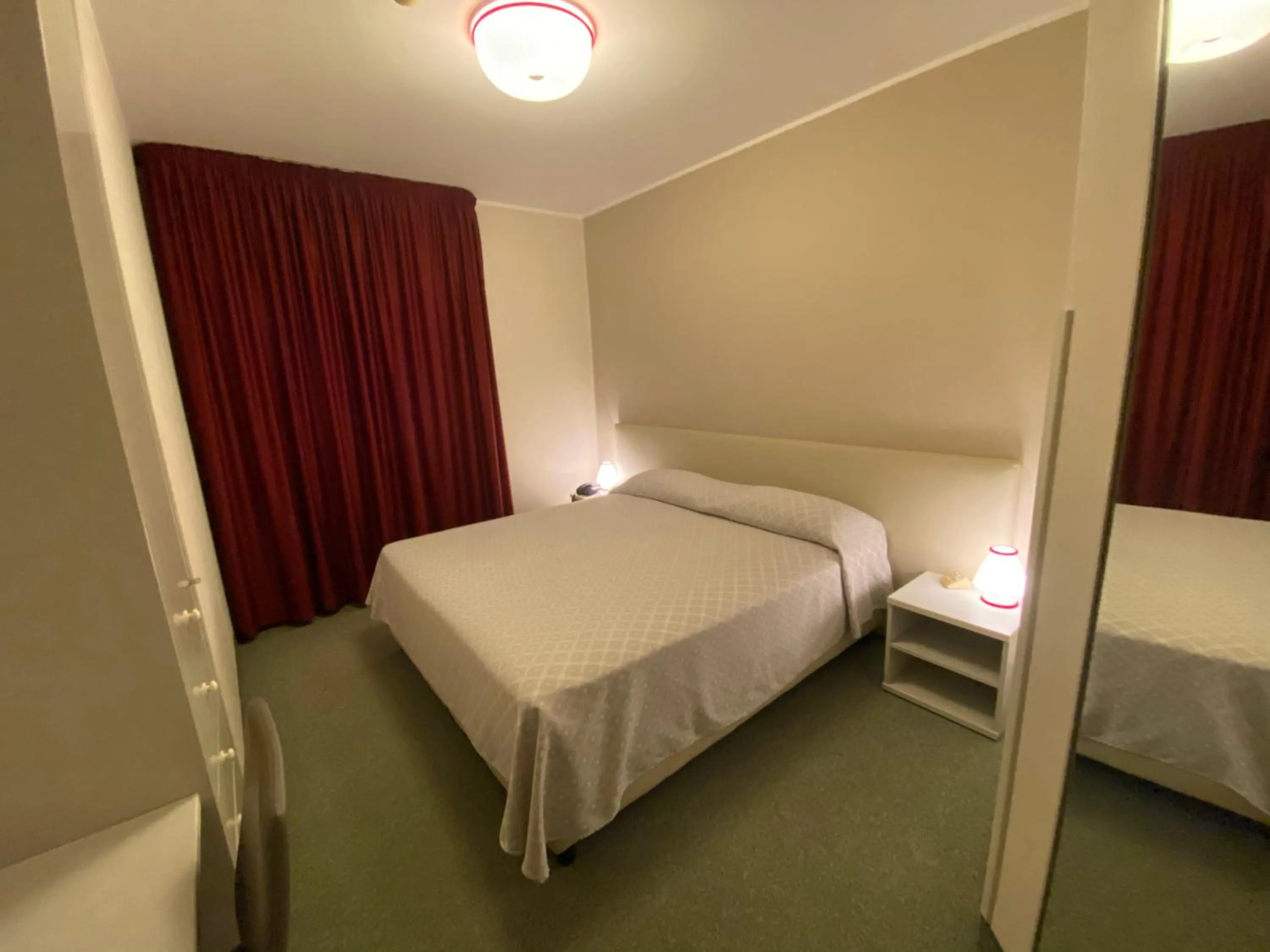 Breakfast in Hotel Garden